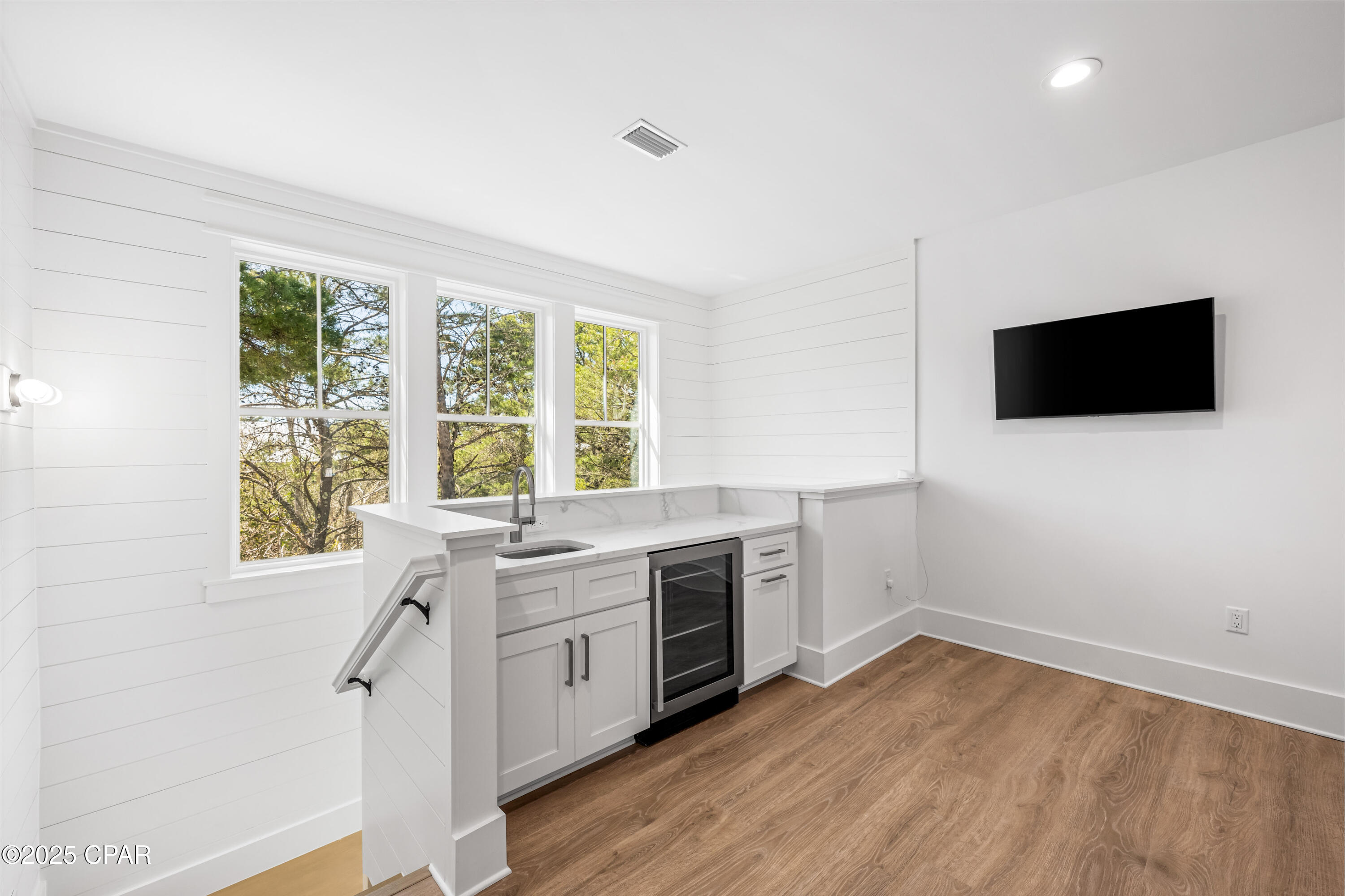 Eastern Lake - Residential