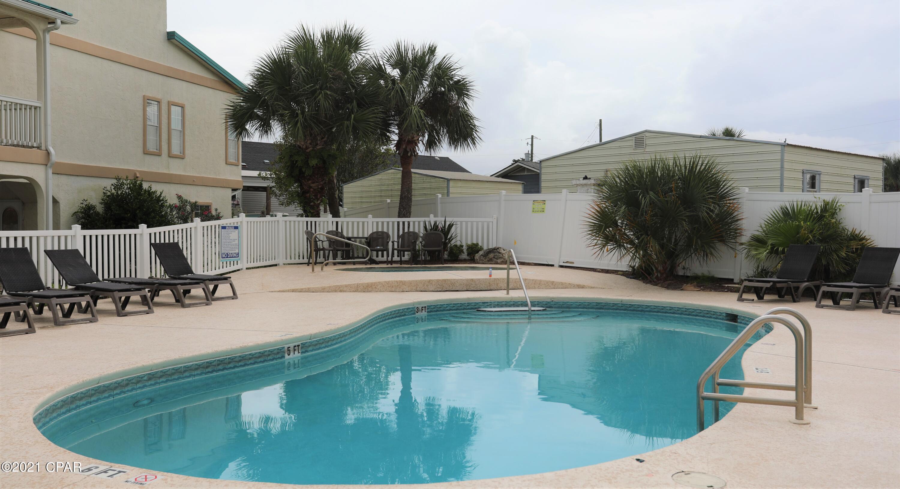 The Palms - Residential