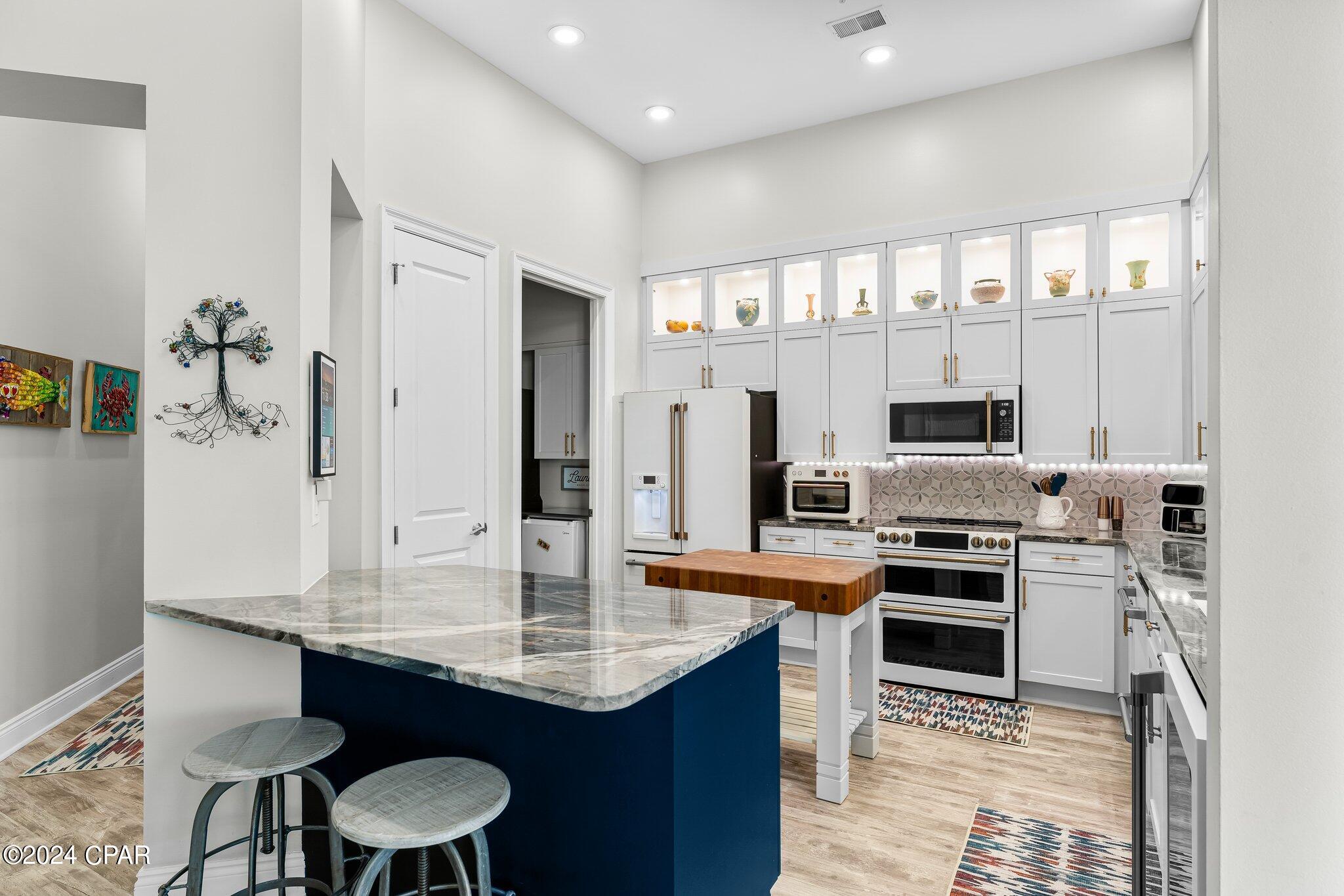 Marina Landing - Residential