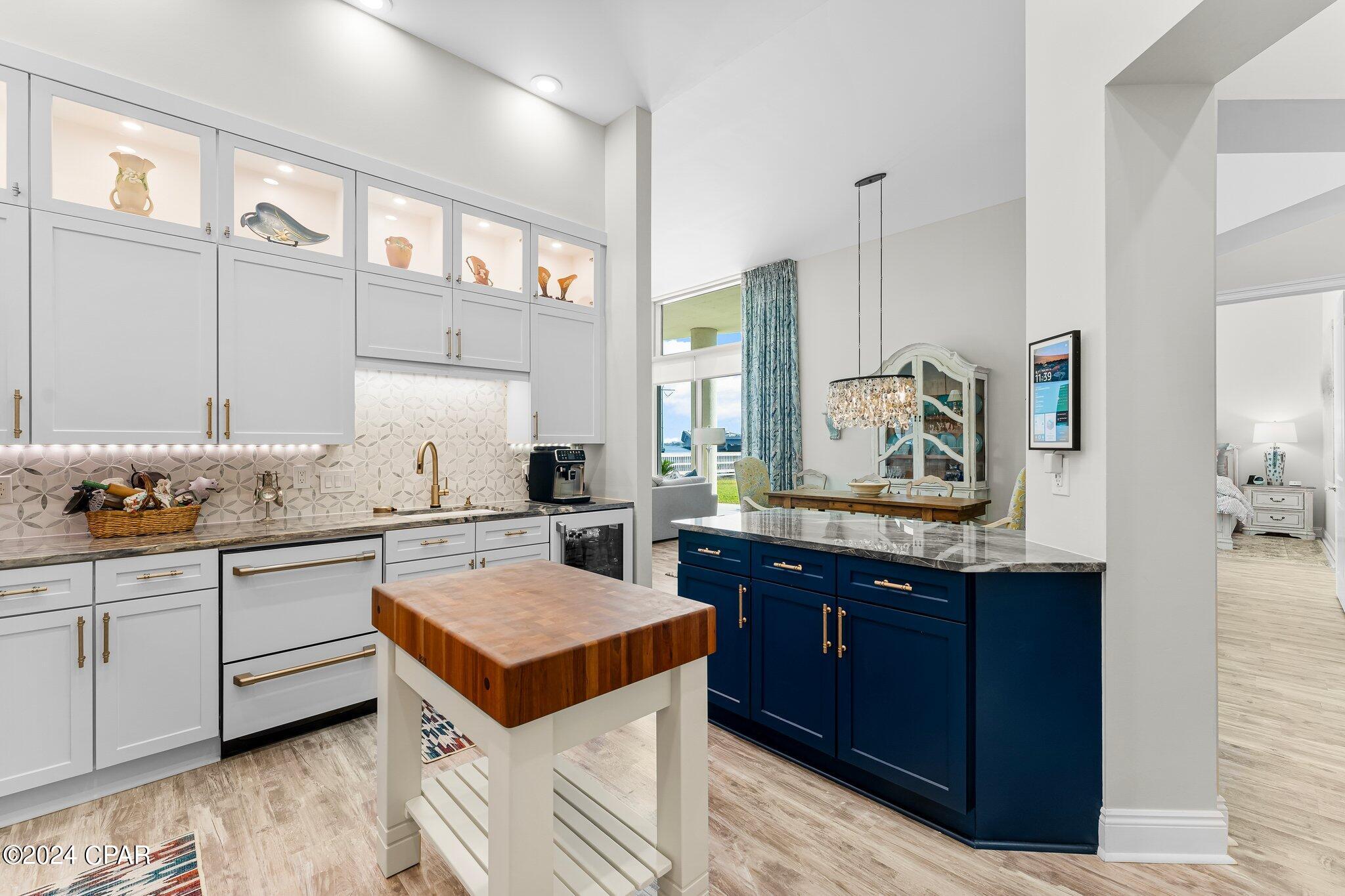 Marina Landing - Residential