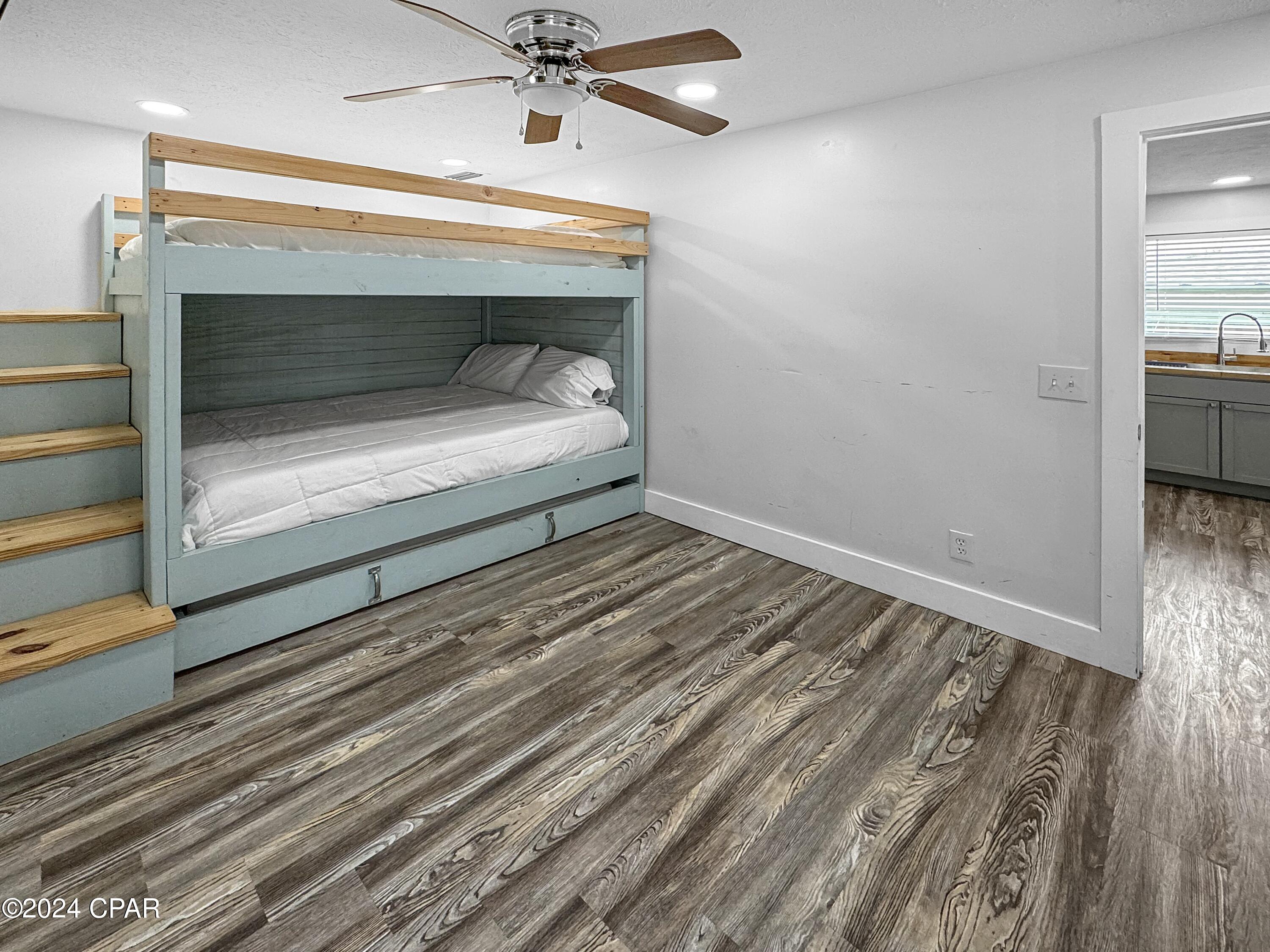 Biltmore Beach 1st Add - Residential