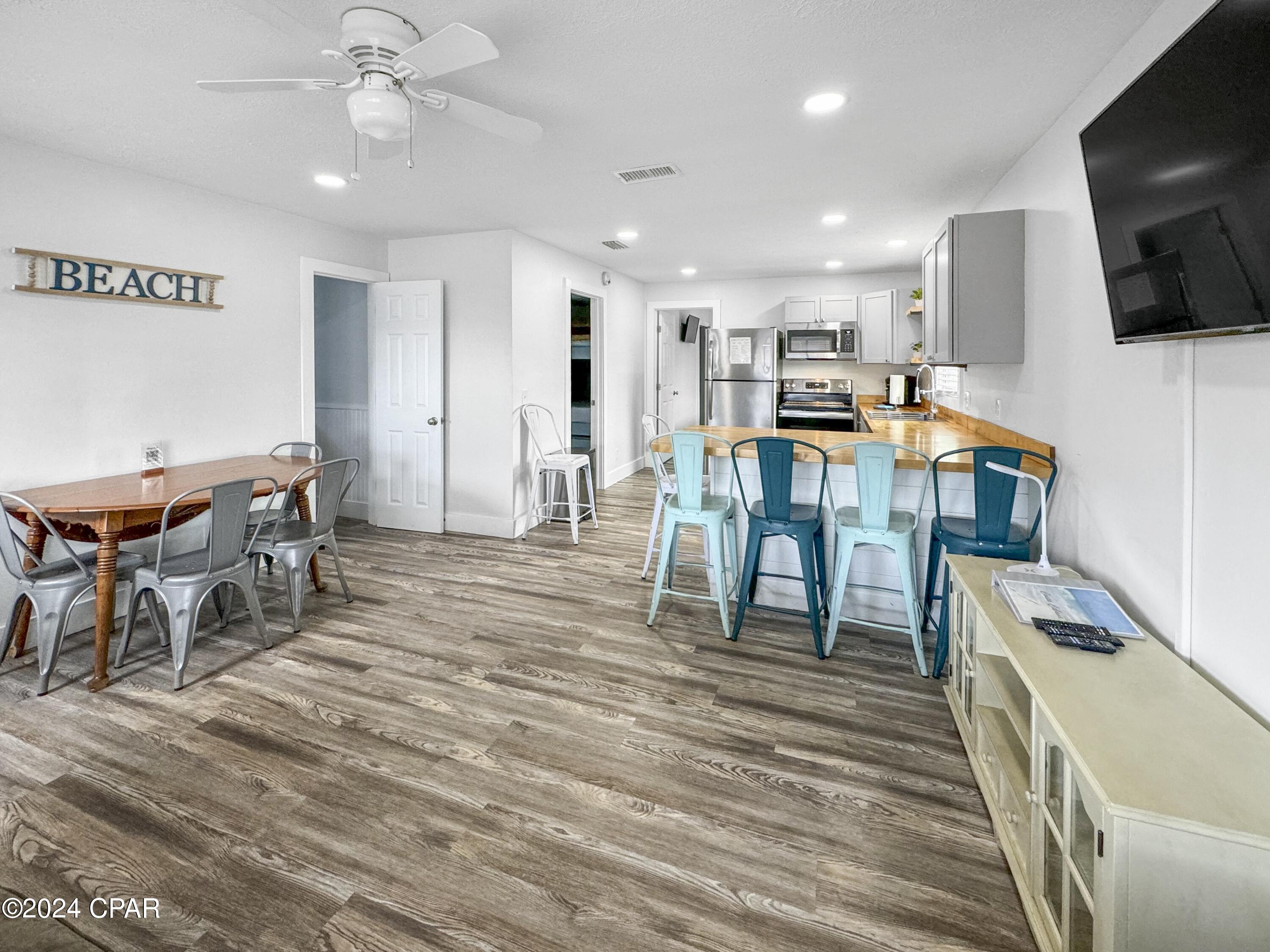 Biltmore Beach 1st Add - Residential