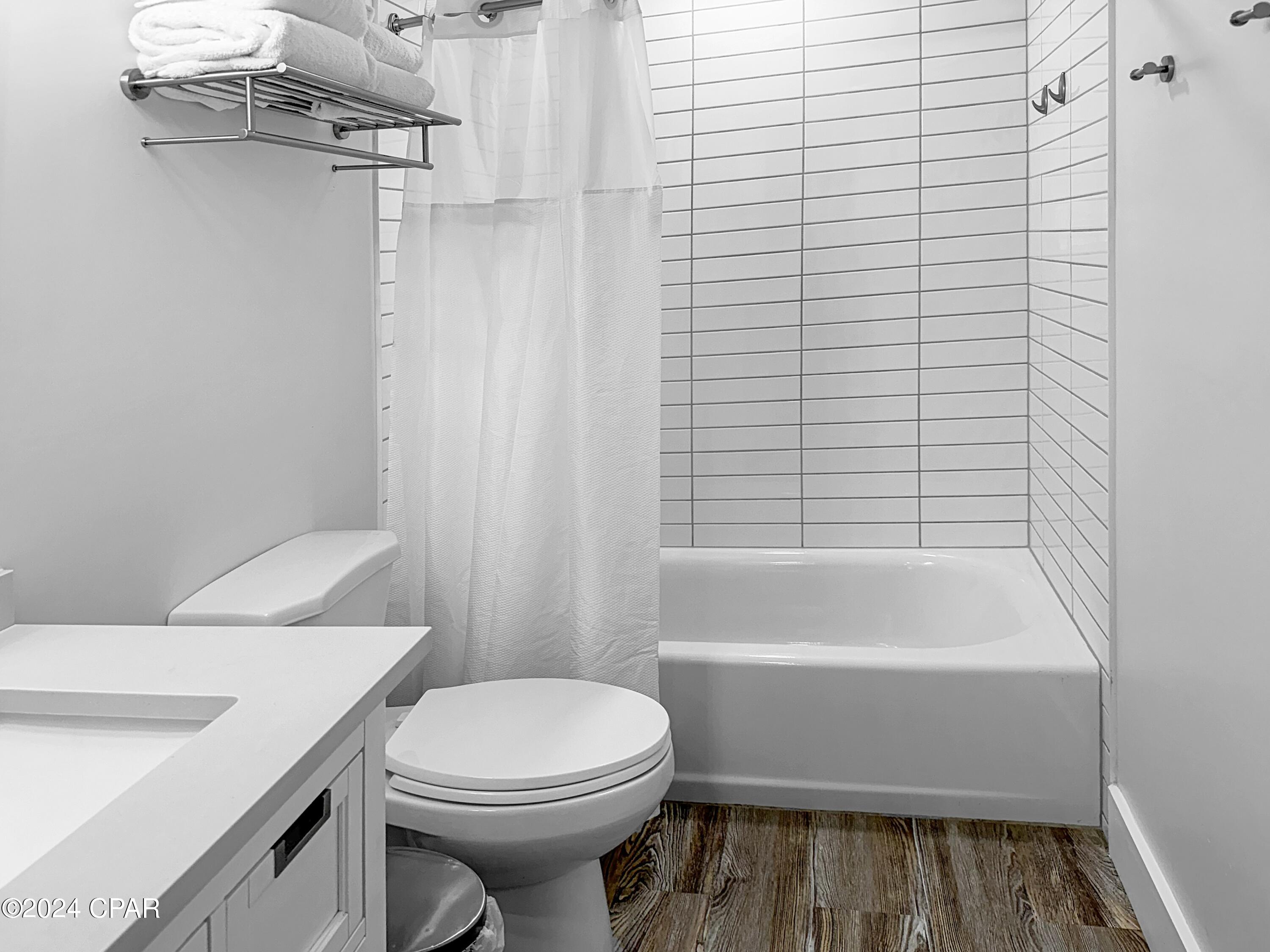 Biltmore Beach 1st Add - Residential