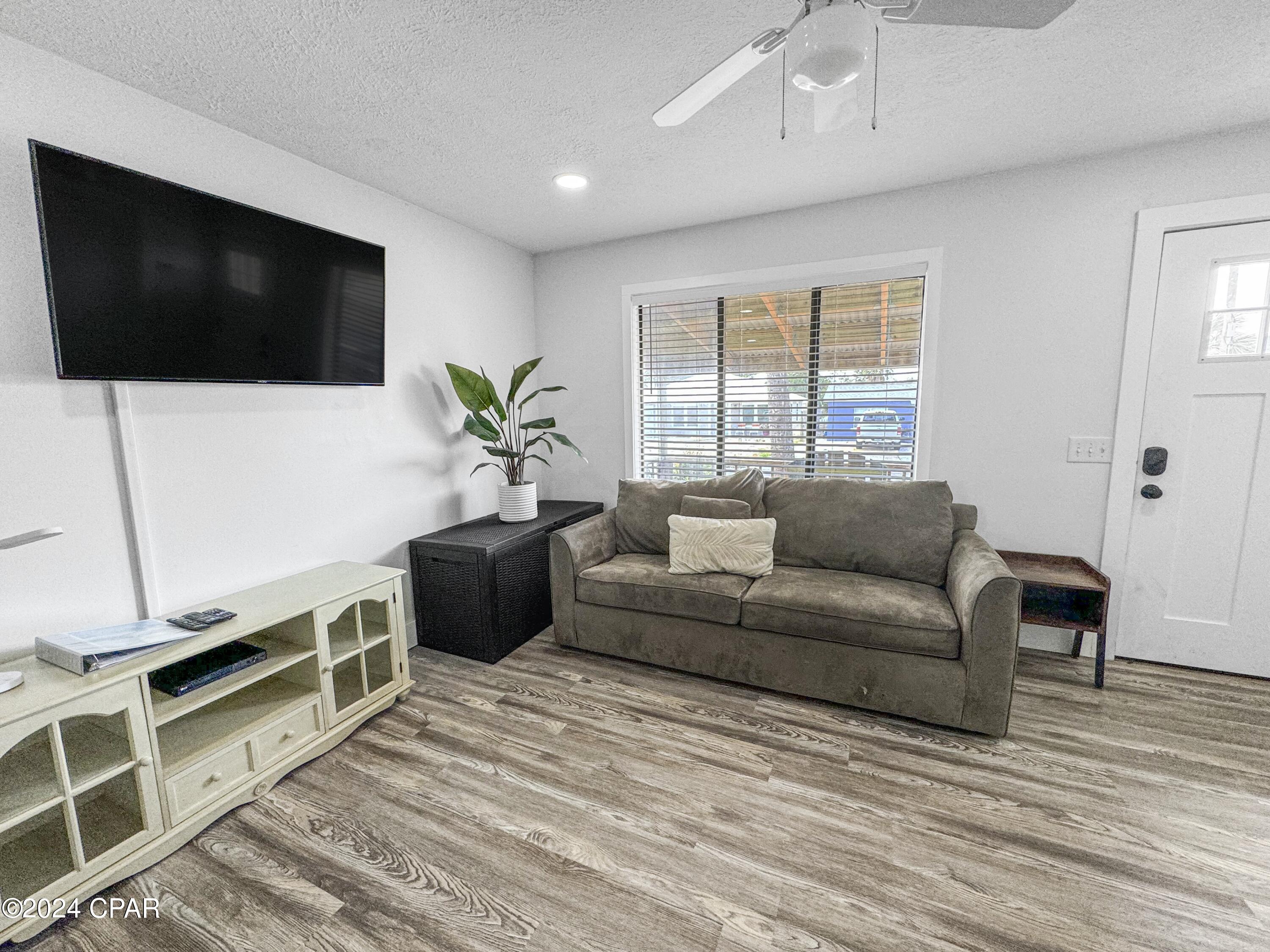 Biltmore Beach 1st Add - Residential