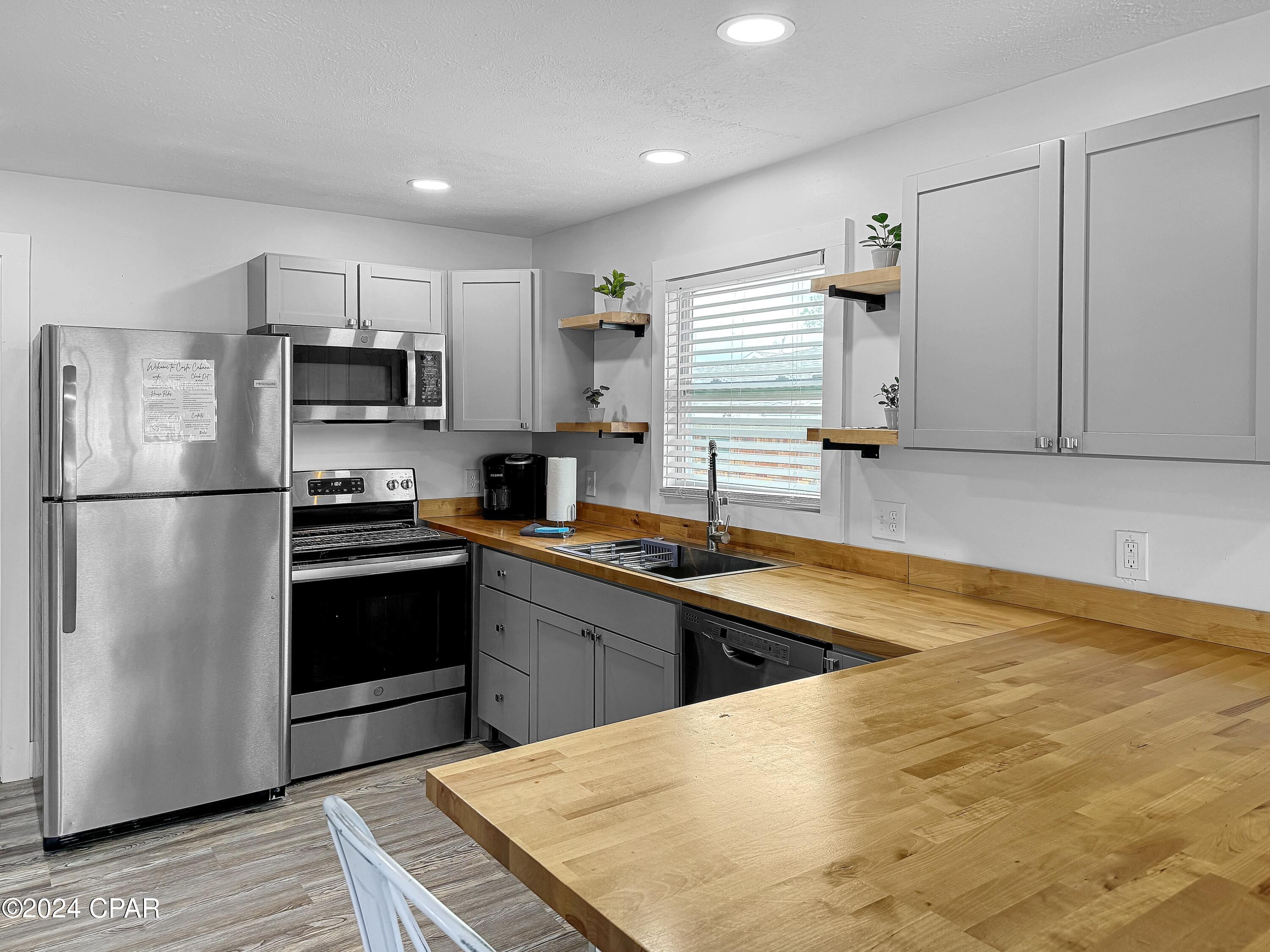 Biltmore Beach 1st Add - Residential