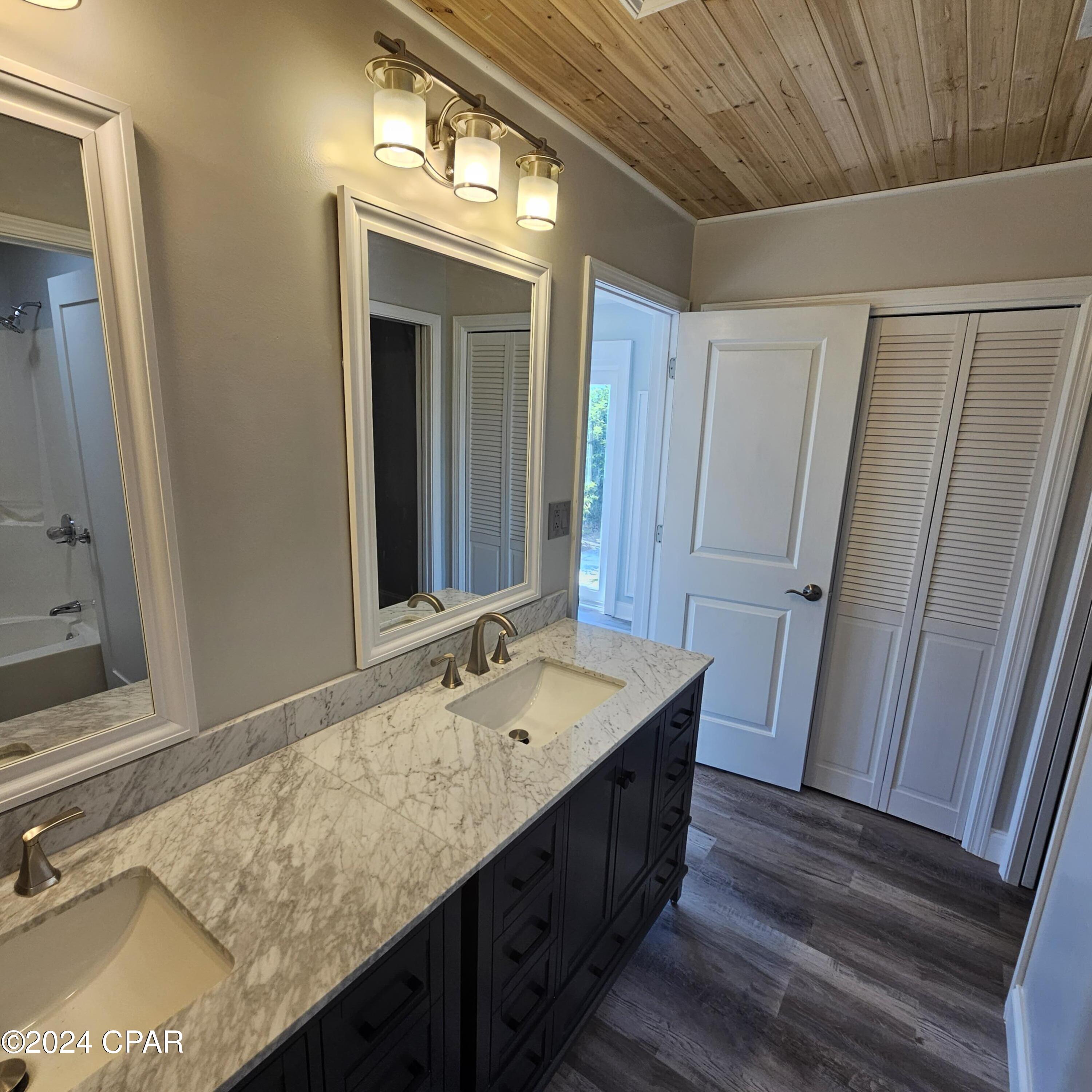 Sandy Creek Air Park Ph II - Residential Lease