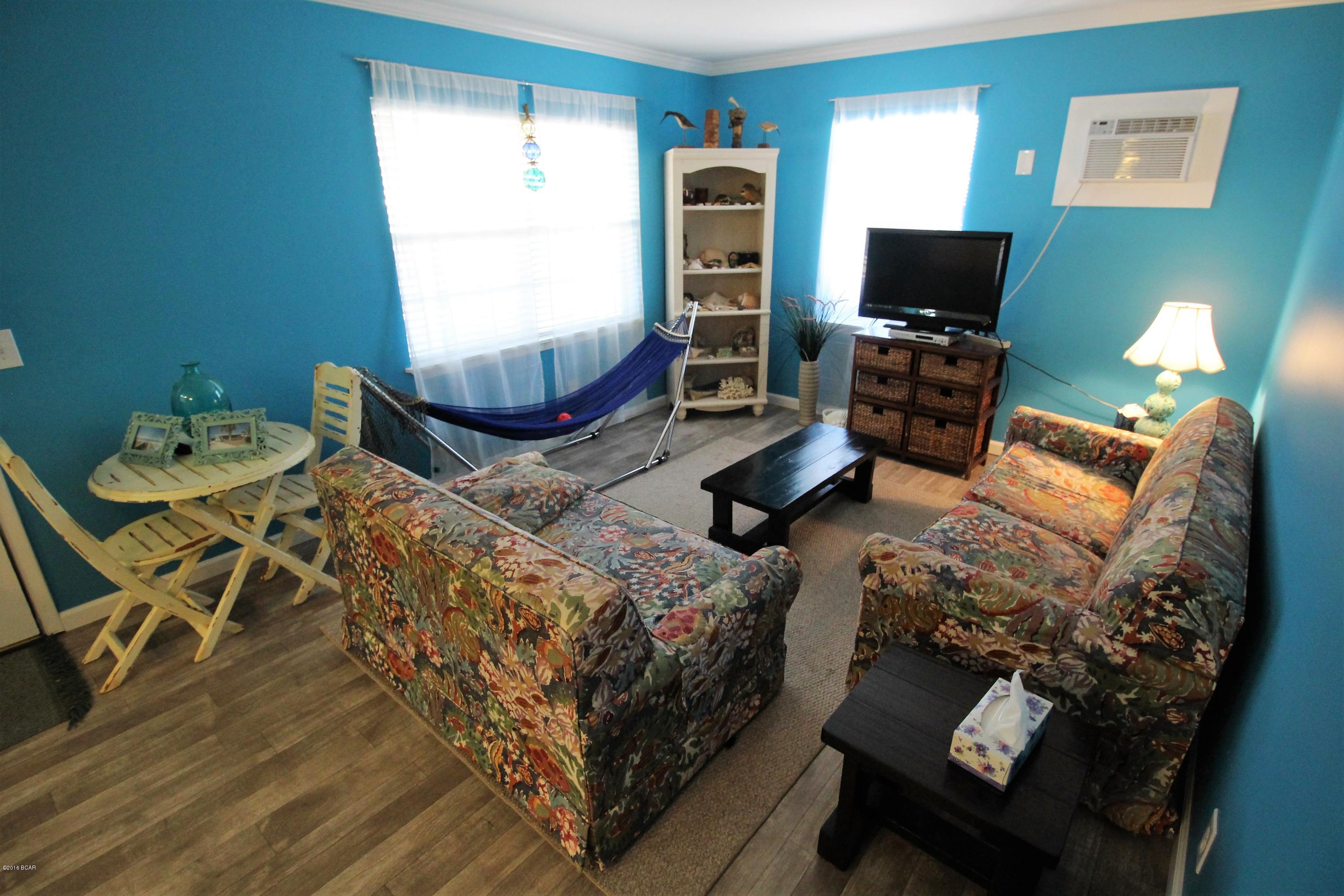 Kiska Beach - Residential