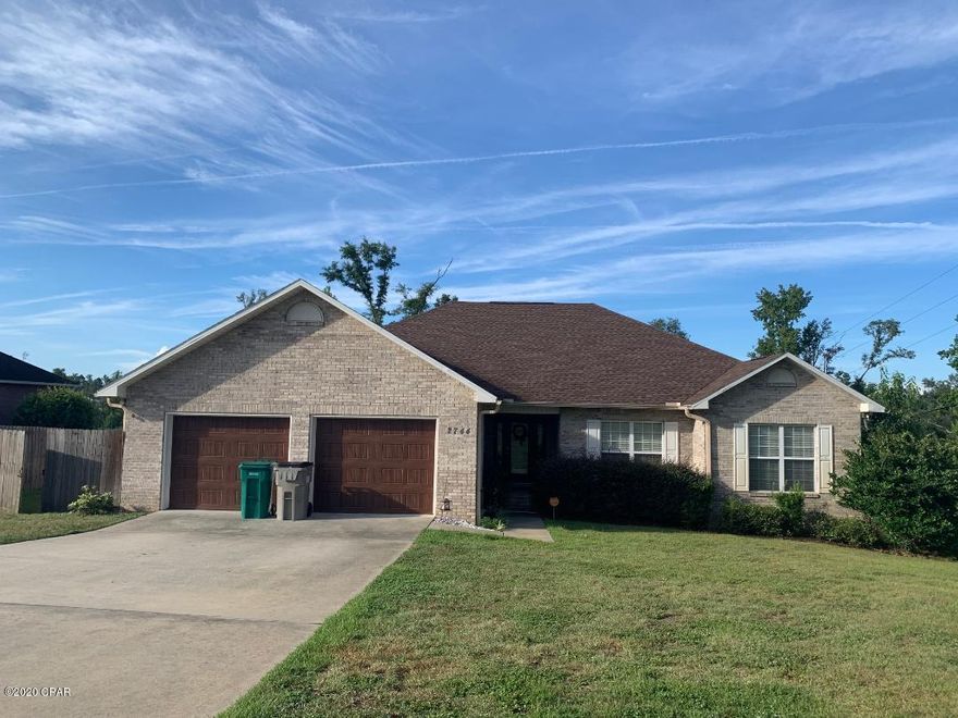 Waterfront home in the beautiful Indian Springs subdivision.   Complete with a 2 car garage, back deck, laundry room and large master bedroom this move in ready home is ready for you to move in.  New roof, new look come check out the large kitchen with oak cabinets with space to spare.  Enjoy fishing out back or propping your feet up and relaxing inside your privacy fenced back yard.  Call today for your appointment!!