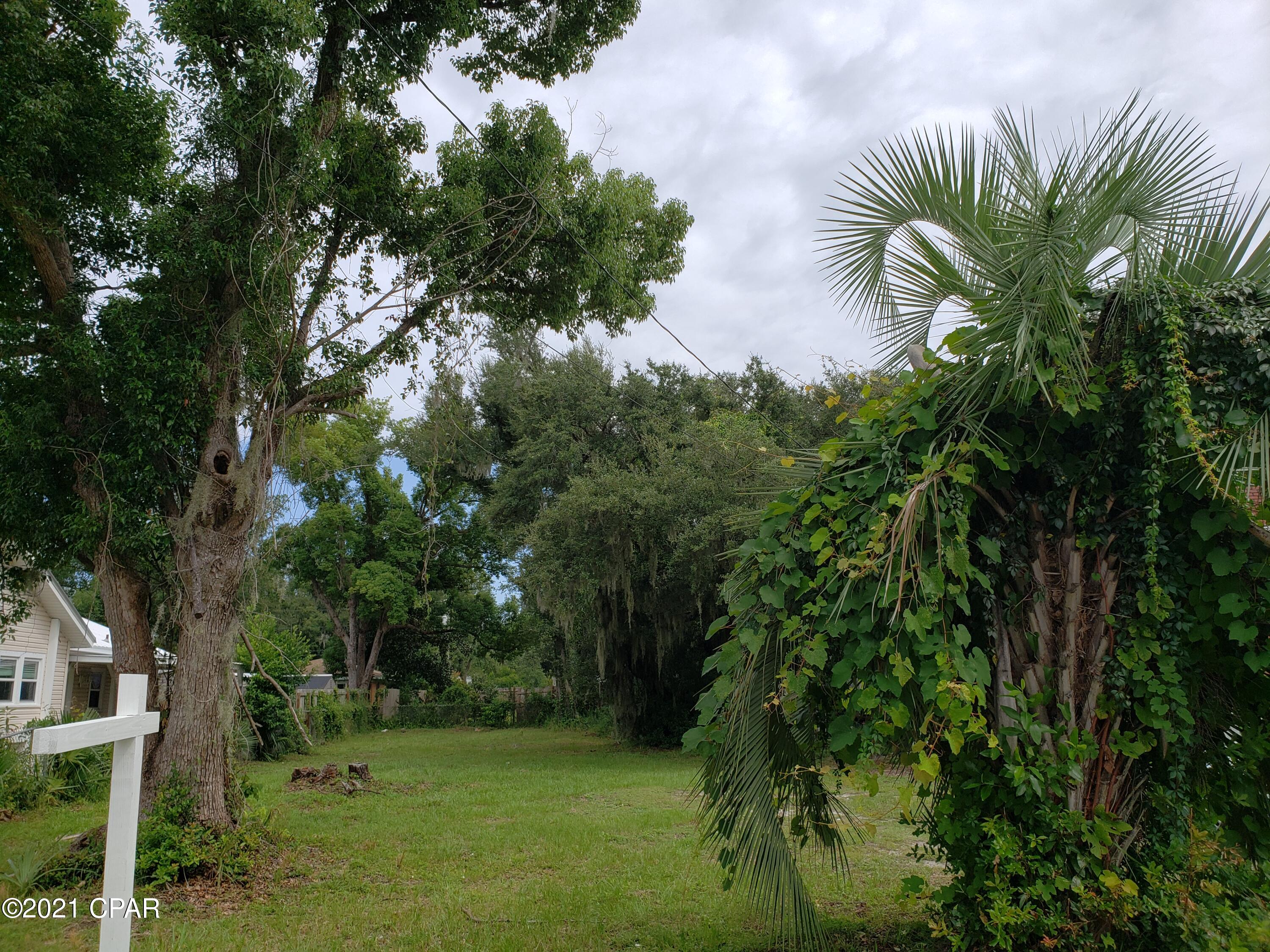 [No Recorded Subdiv] - Land