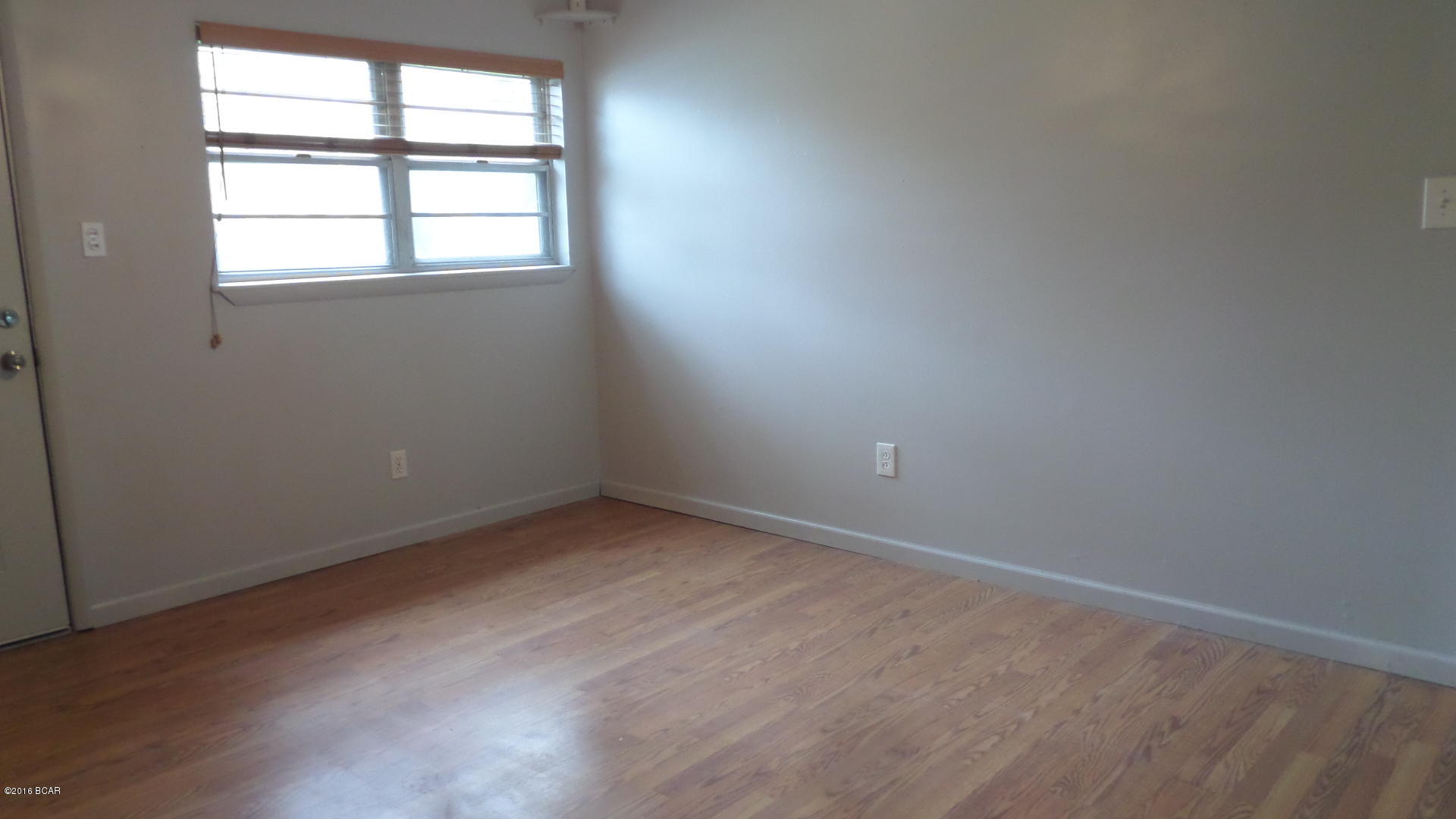 Hentz 1st Add Unit B - Residential