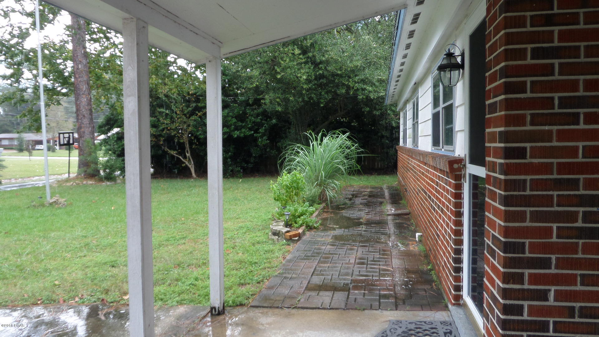 Hentz 1st Add Unit B - Residential