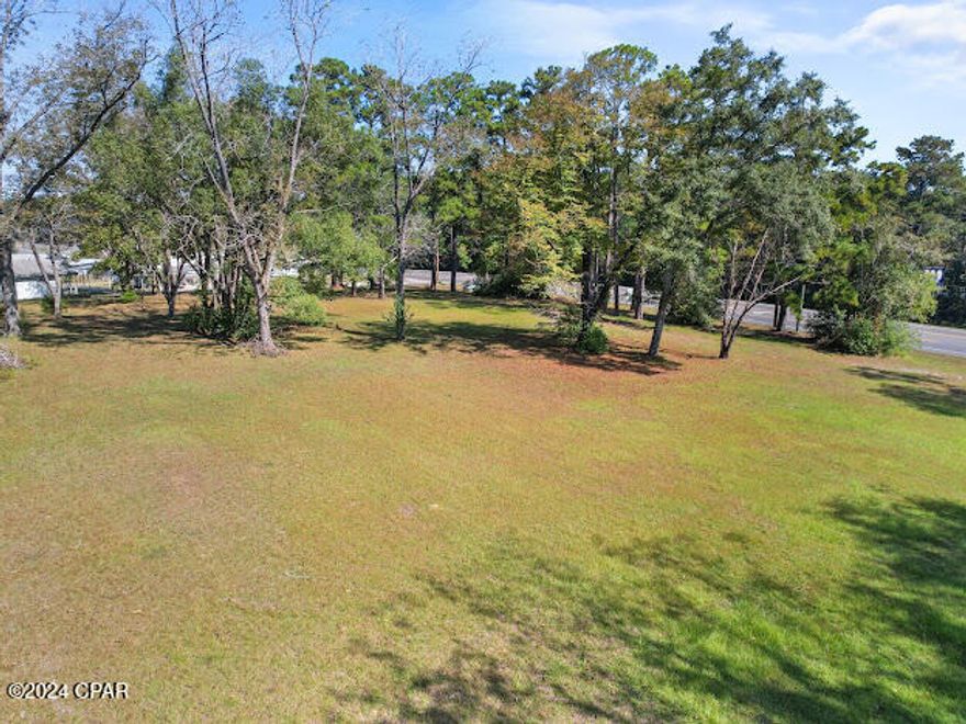 MAKE AN OFFER, SELLER MOTIVATED. Looking for the perfect investment or place to call home in Bonifay Fl. Discover this versatile mixed-use land (zoned Urban Mixed Use) in the heart of Bonifay, ideal for commercial, residential, or multifamily development. This symmetrically shaped lot is high and dry, and one of the most beautiful parcels of land in Bonifay. Positioned within the city's evolving landscape, this parcel offers the flexibility to build retail shops, offices, or even mixed residential spaces. With it's prime location near local amenities and main thoroughfares, it's perfectly suited for entrepreneurs, investors, or developers looking to shape the future of this growing community. Don't miss this opportunity to capitalize on Bonifay's expanding market and bring your vision to life on this multi-functional property.