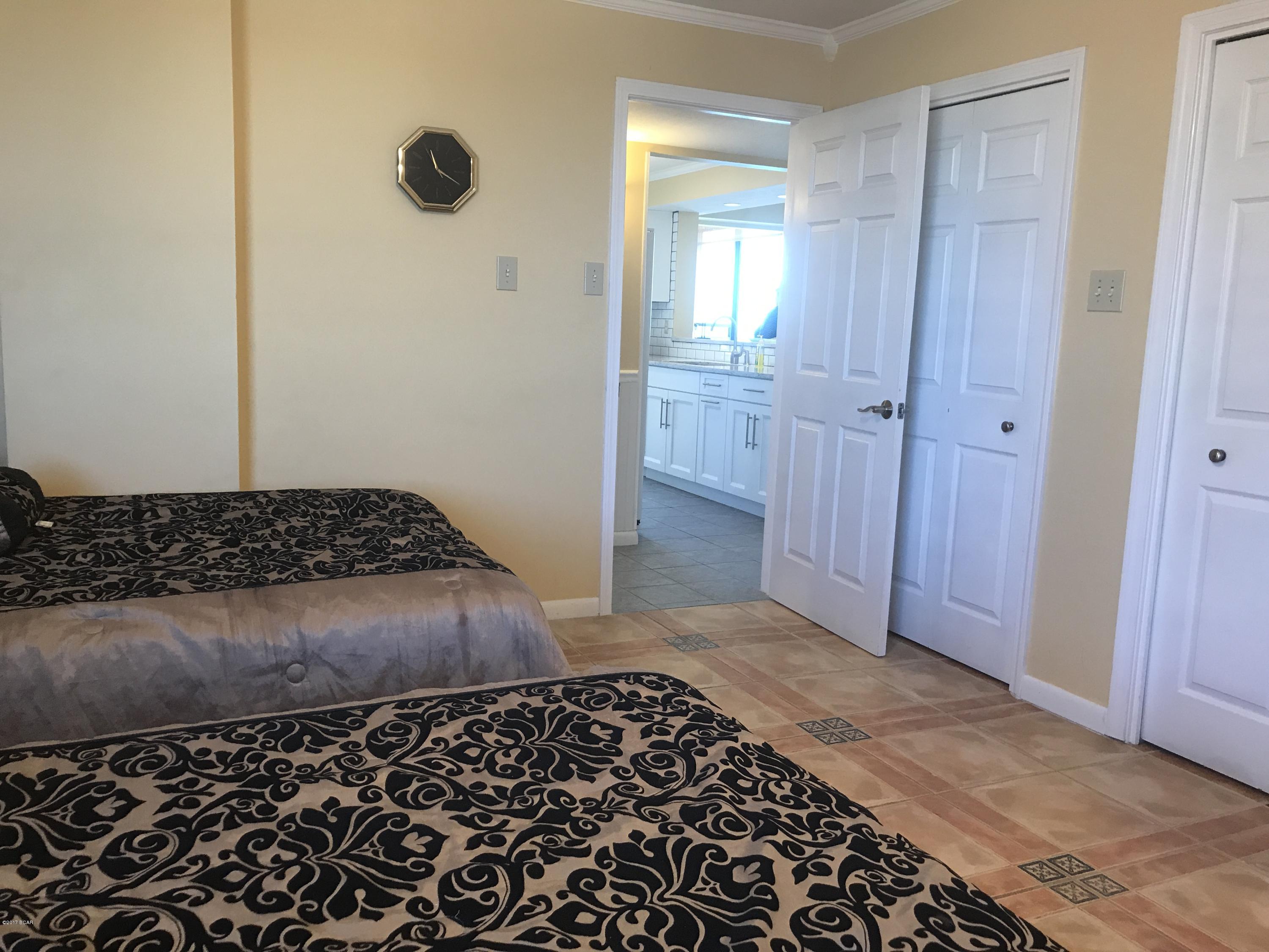 Pelican Walk - Residential