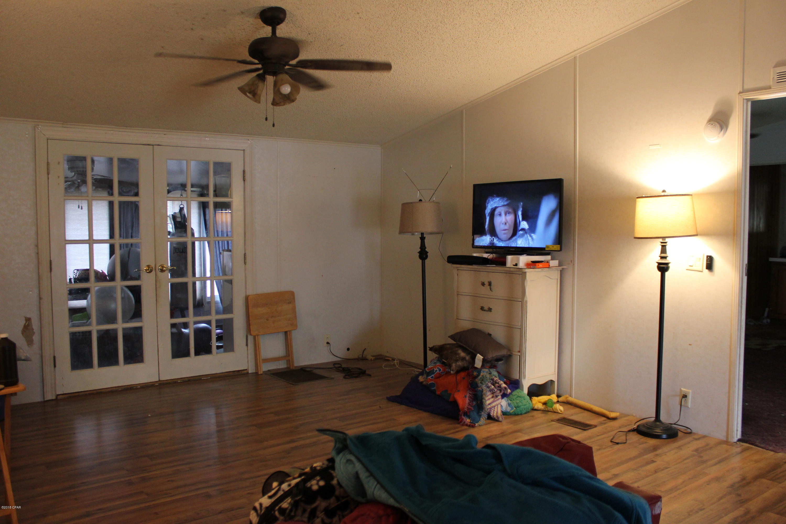 Camp Flowers - Residential