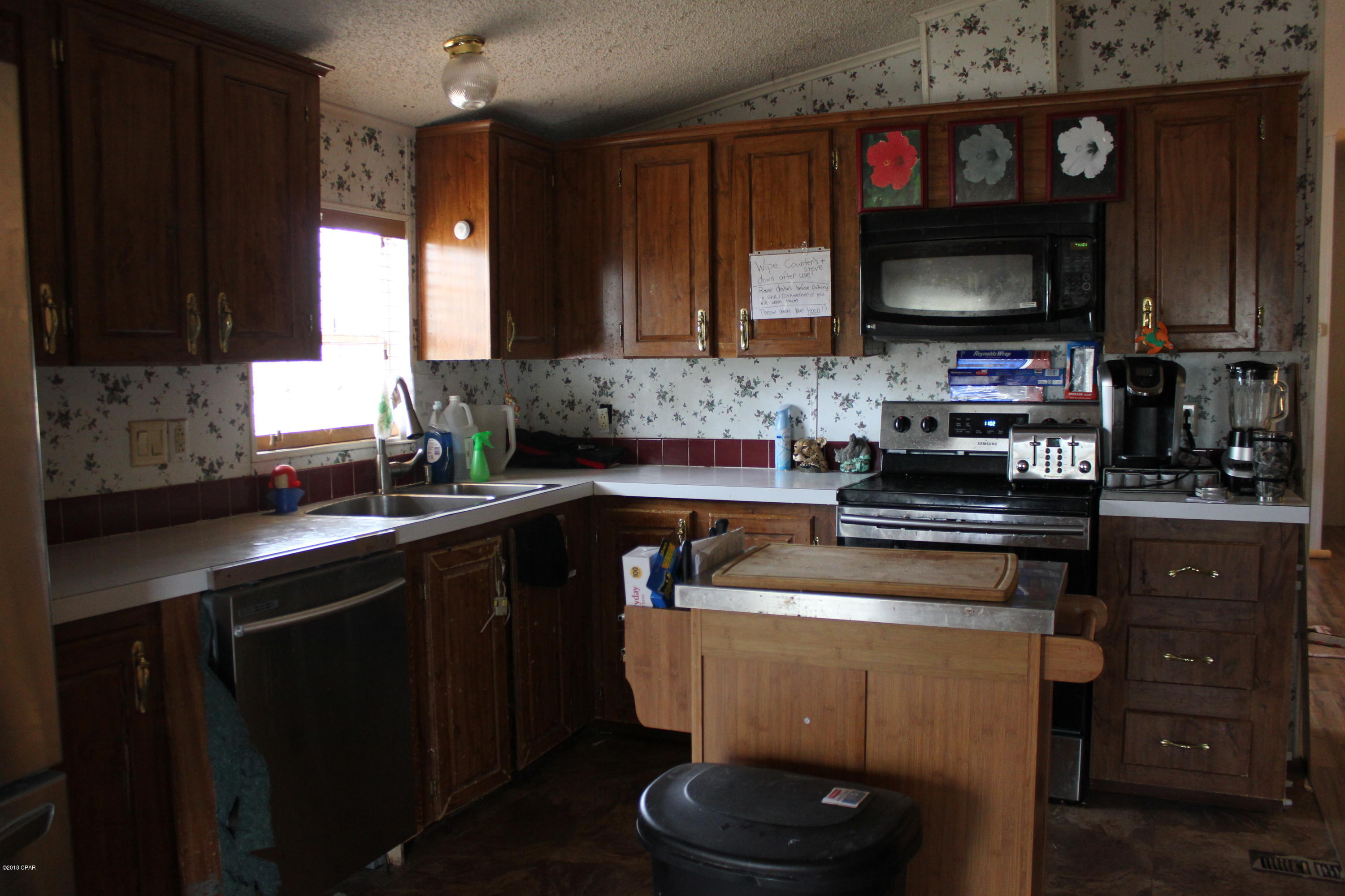 Camp Flowers - Residential