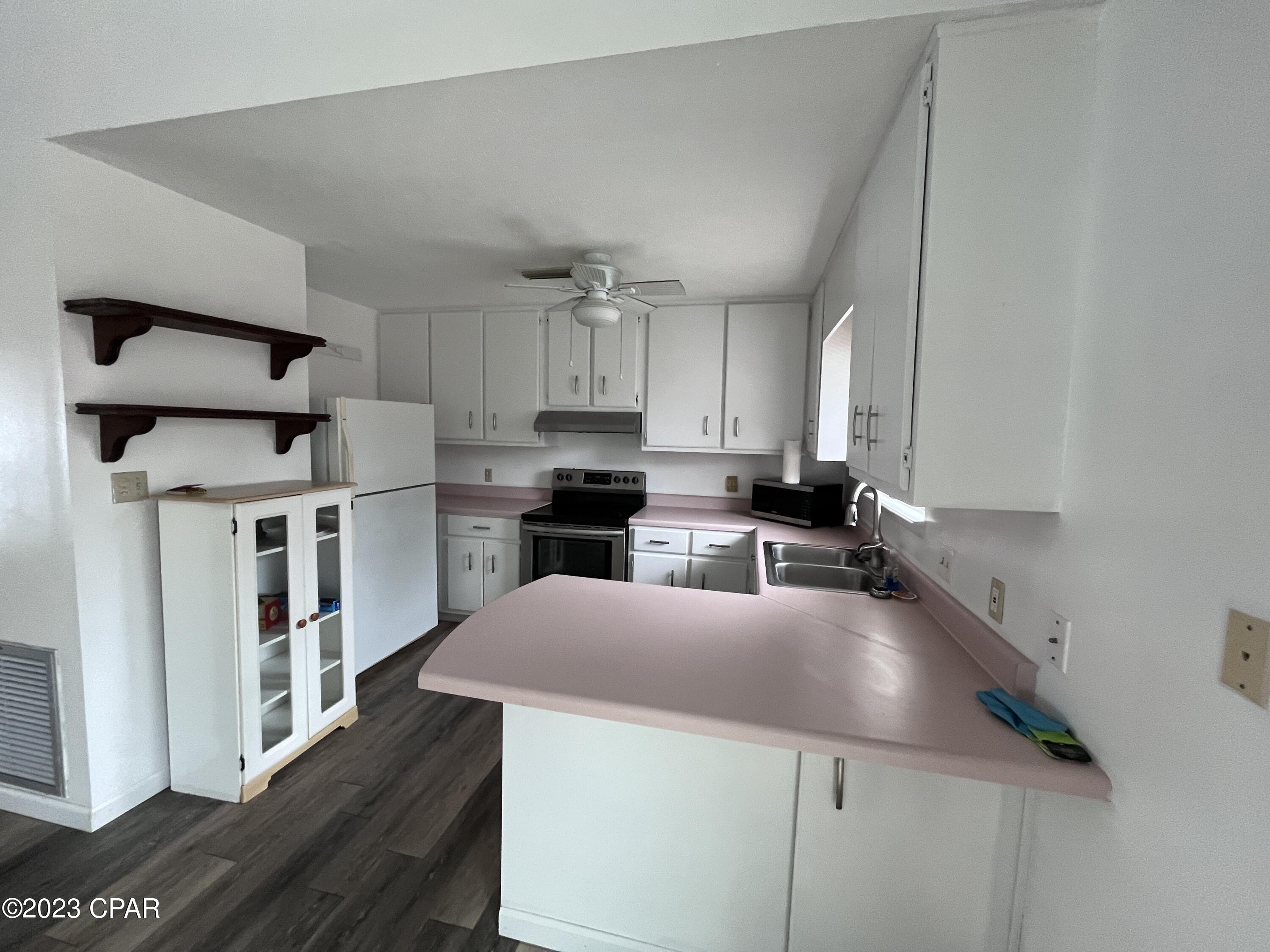 [No Recorded Subdiv] - Residential Lease