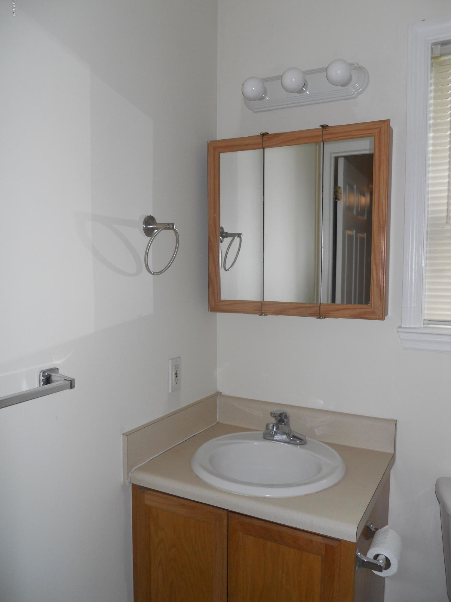 Pines 2nd Add - Residential Lease