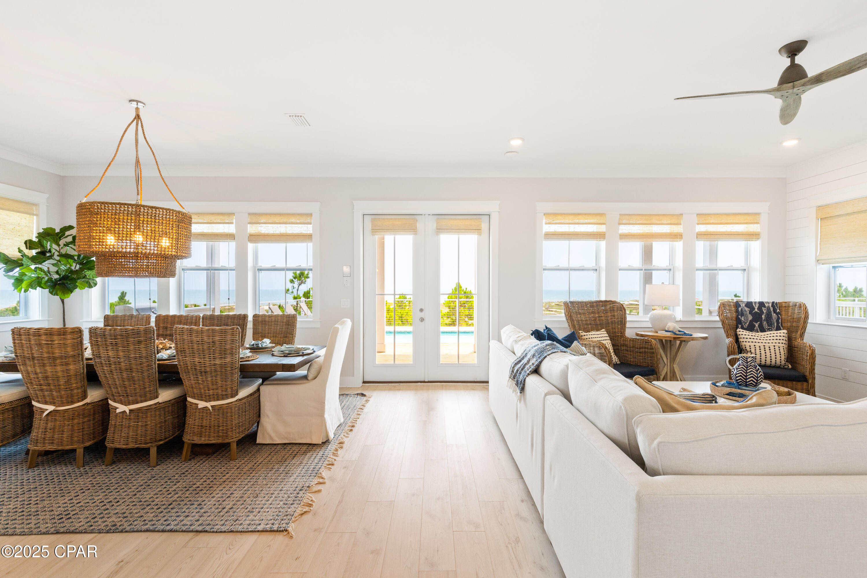 Villa Del Sol - Residential