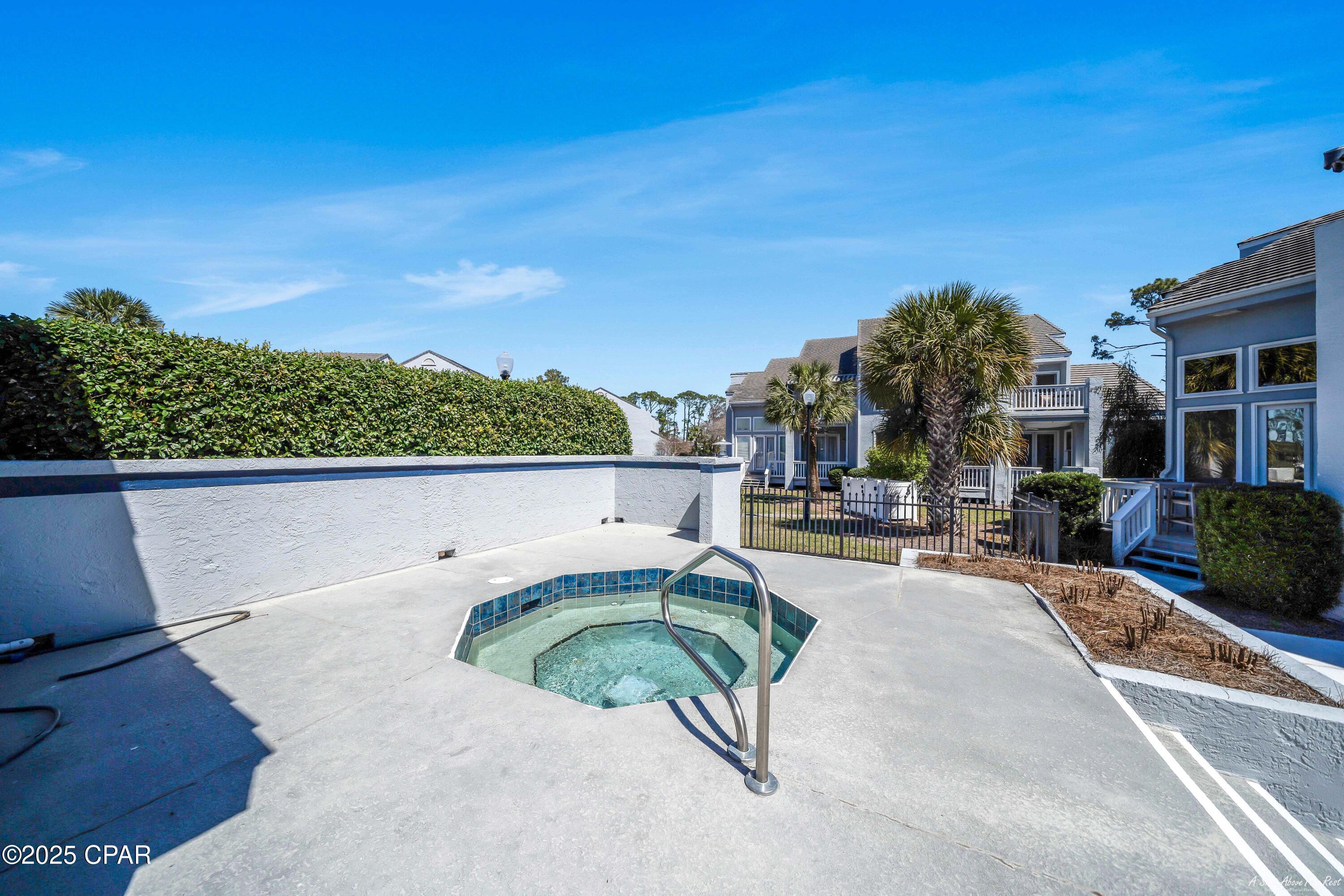 Marina Club Village - Residential