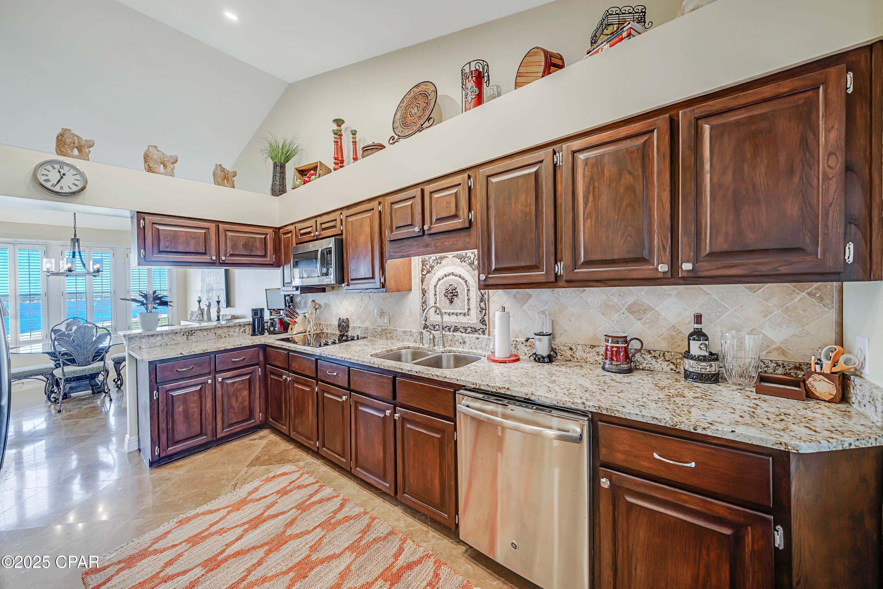 Marina Club Village - Residential