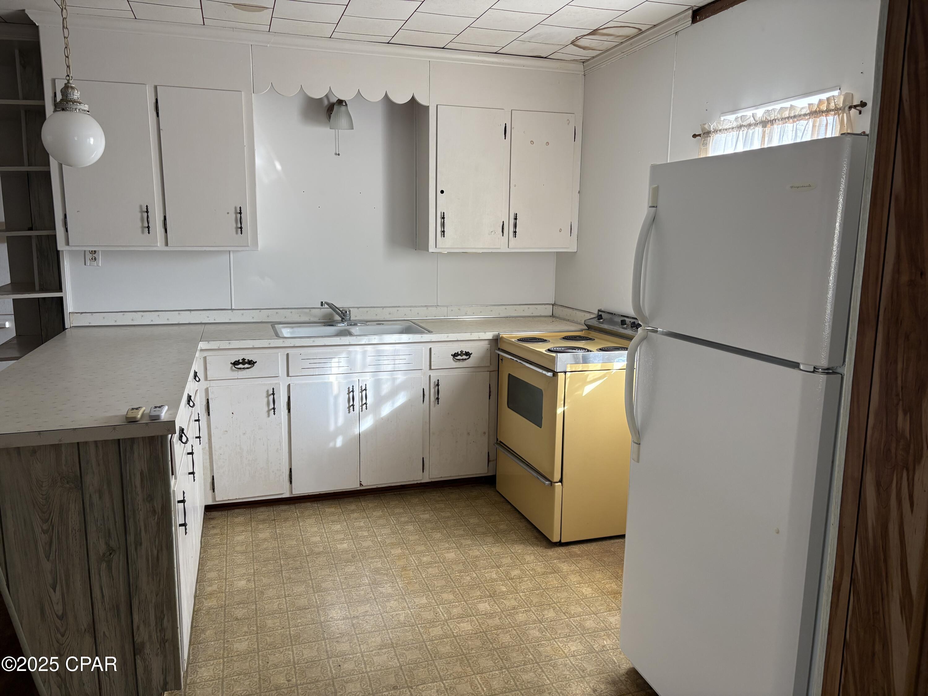 Suntime Beach U-1 - Residential