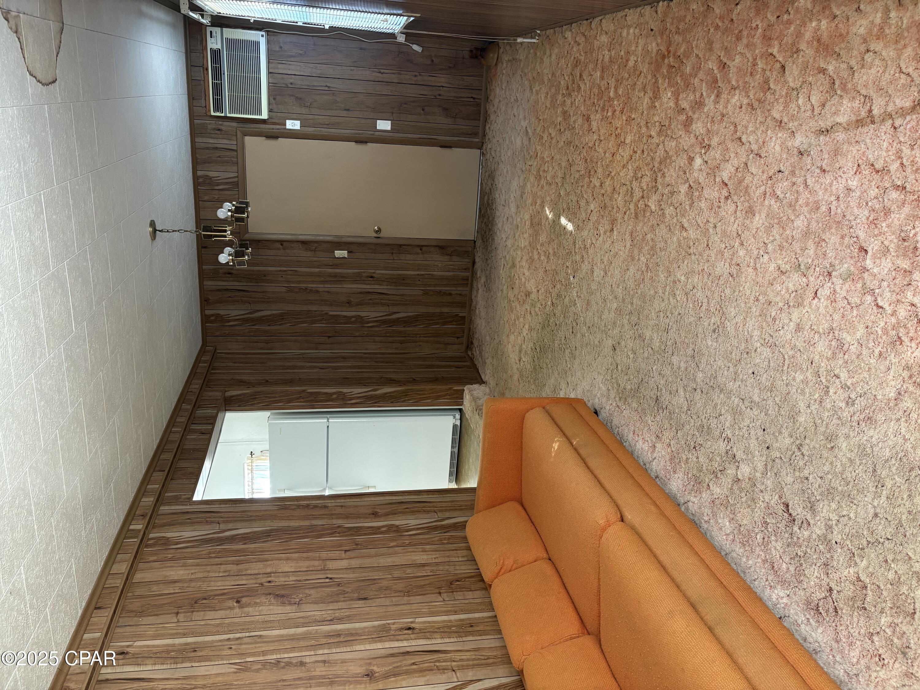 Suntime Beach U-1 - Residential