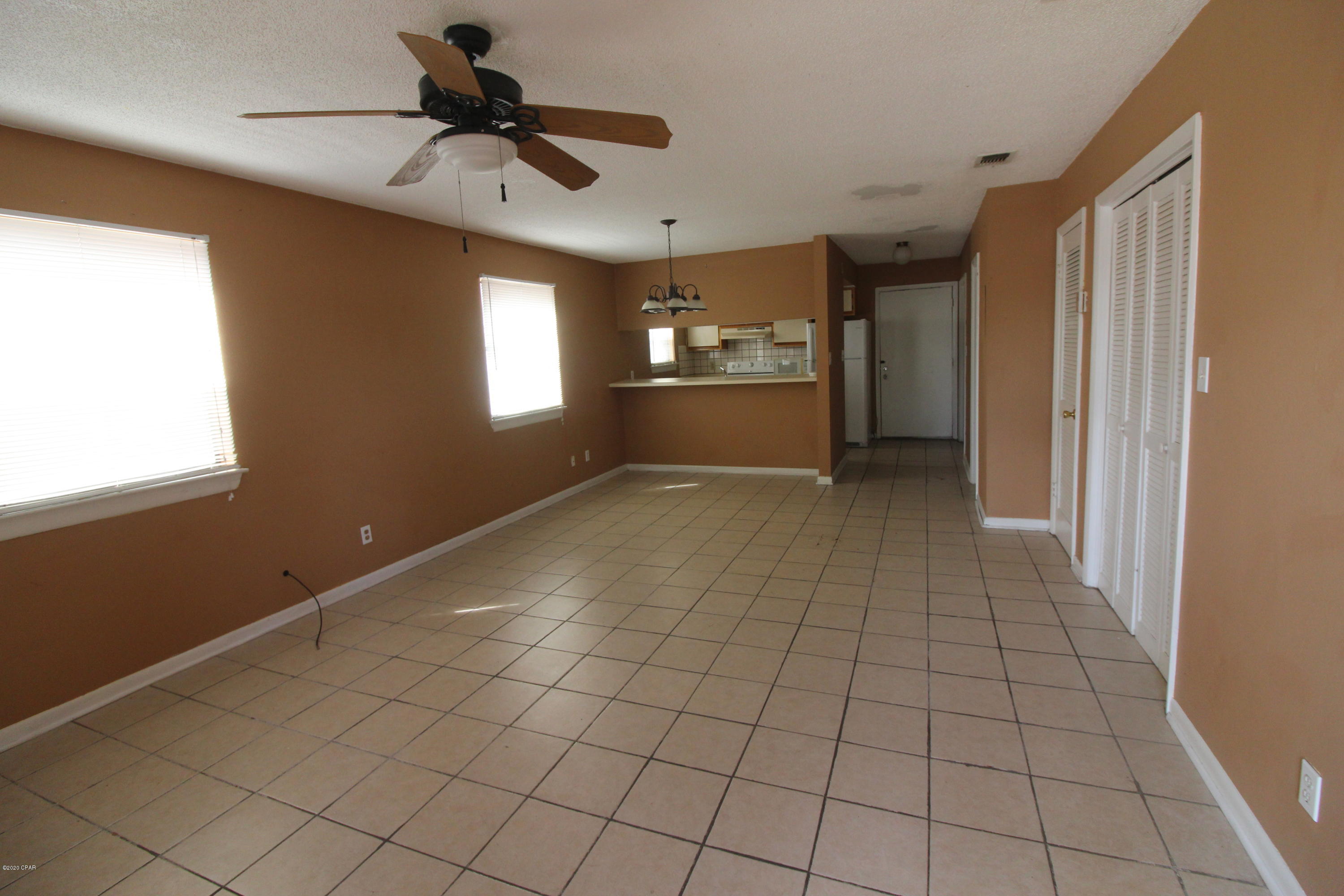 Silver Sands Unit 1 - Residential