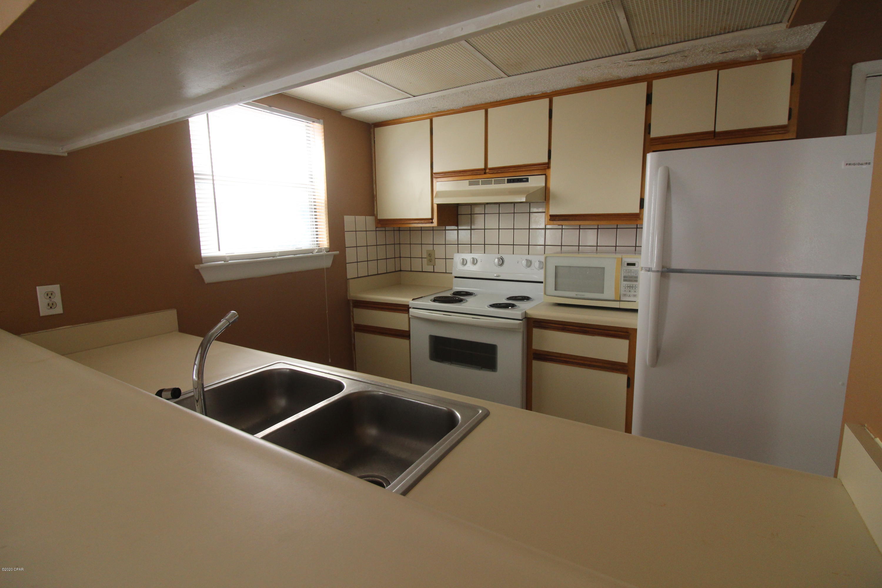 Silver Sands Unit 1 - Residential