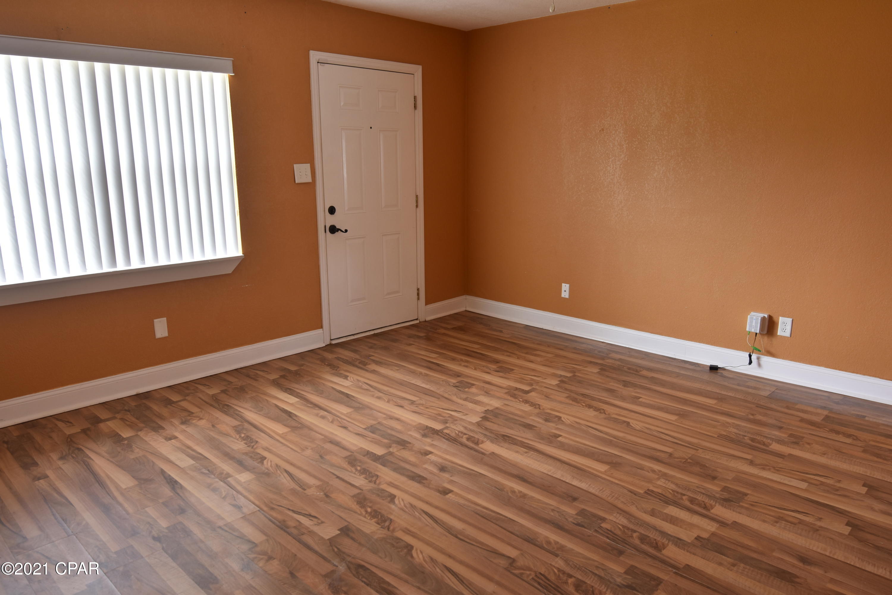 Cove Terrace 3rd Add - Residential