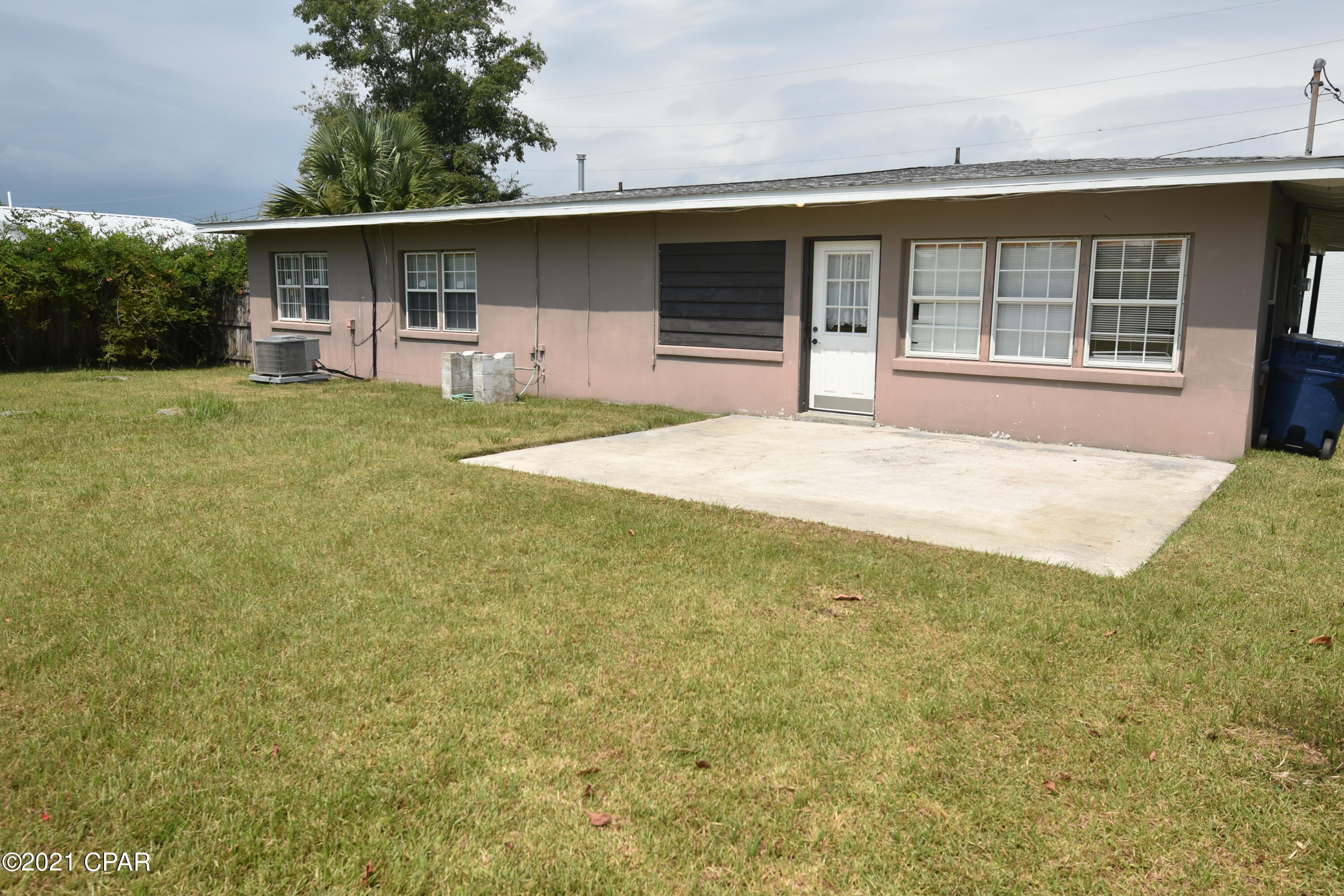 Cove Terrace 3rd Add - Residential