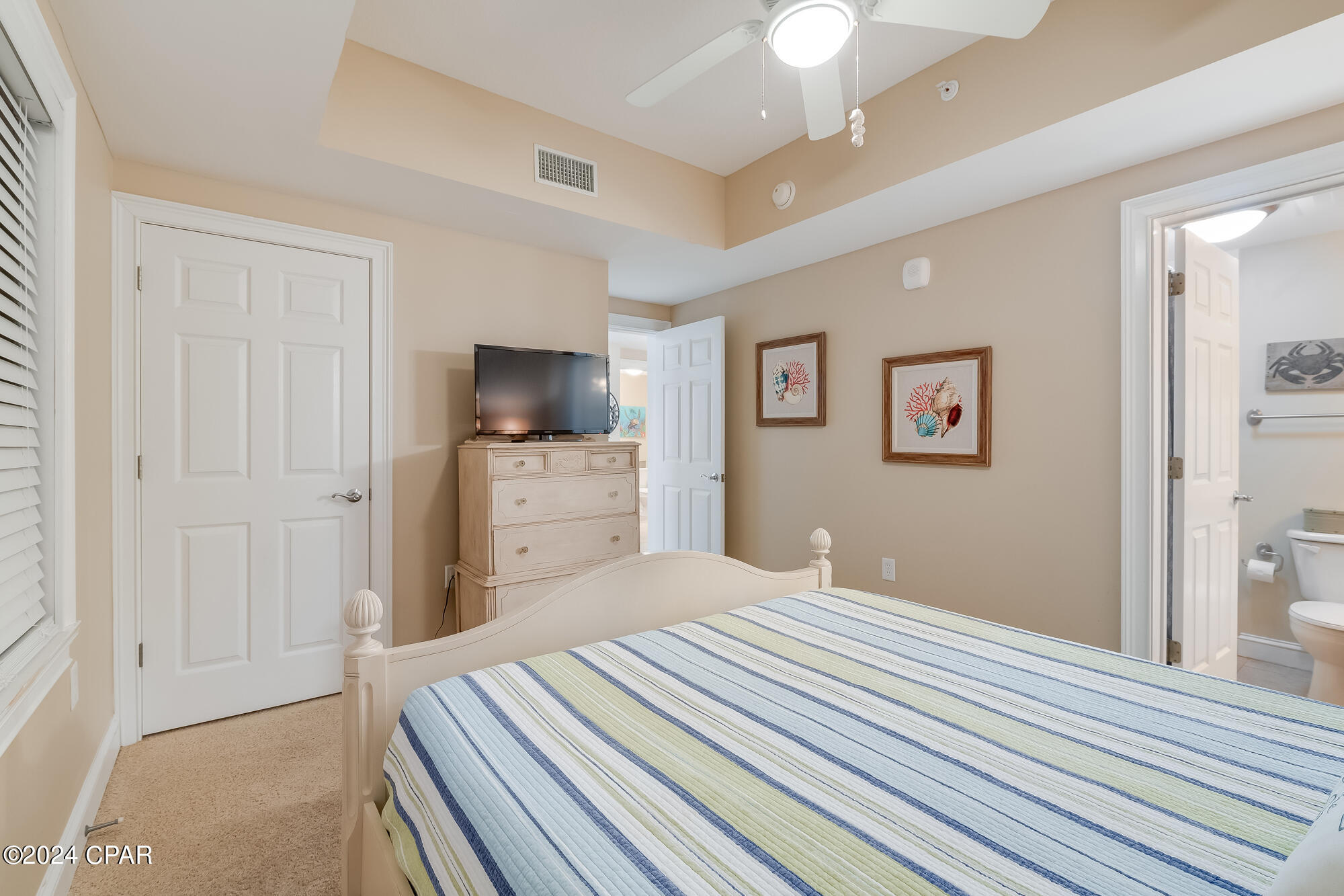 Paradise Shores - Residential