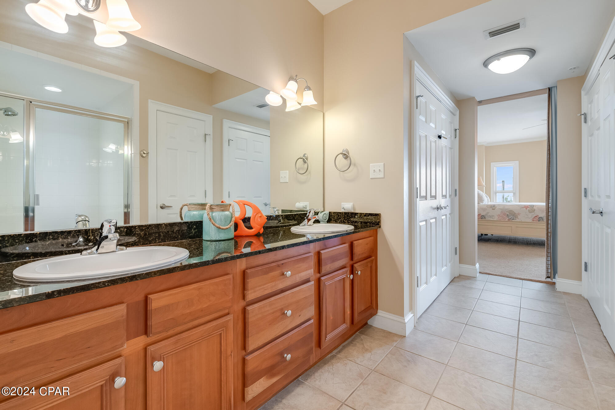 Paradise Shores - Residential