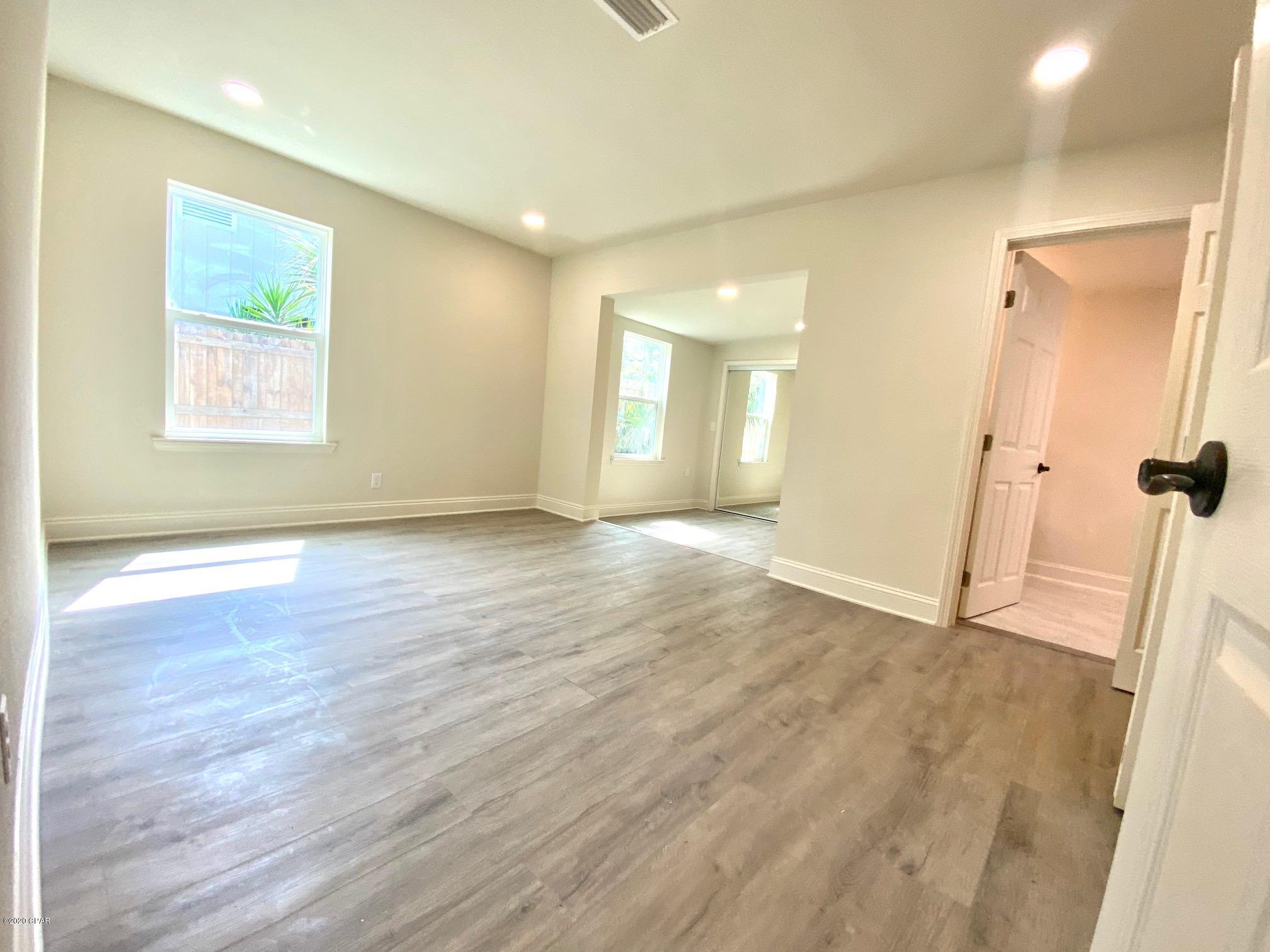 Sudduths 1st Add - Residential