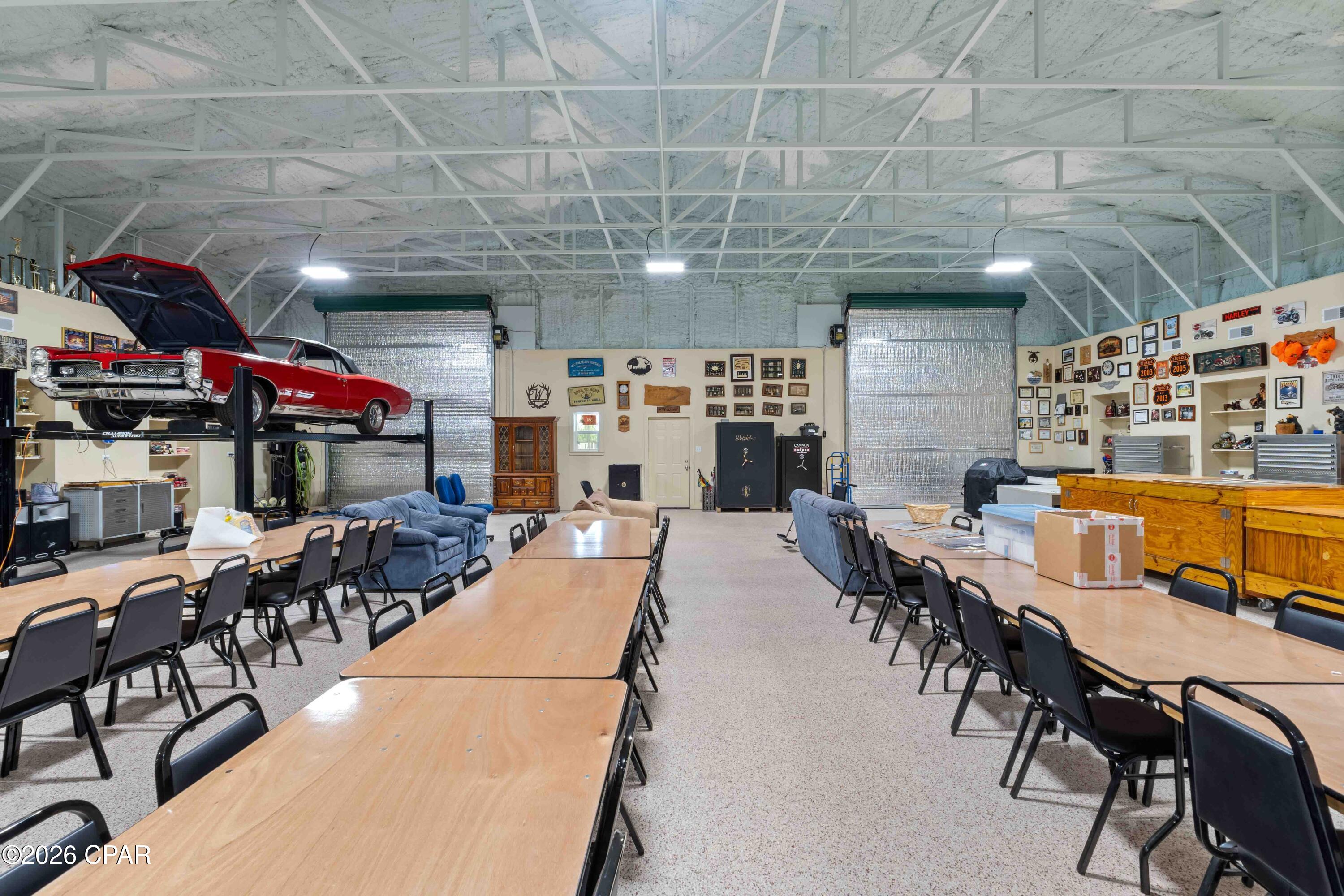 [No Recorded Subdiv] - Commercial Sale