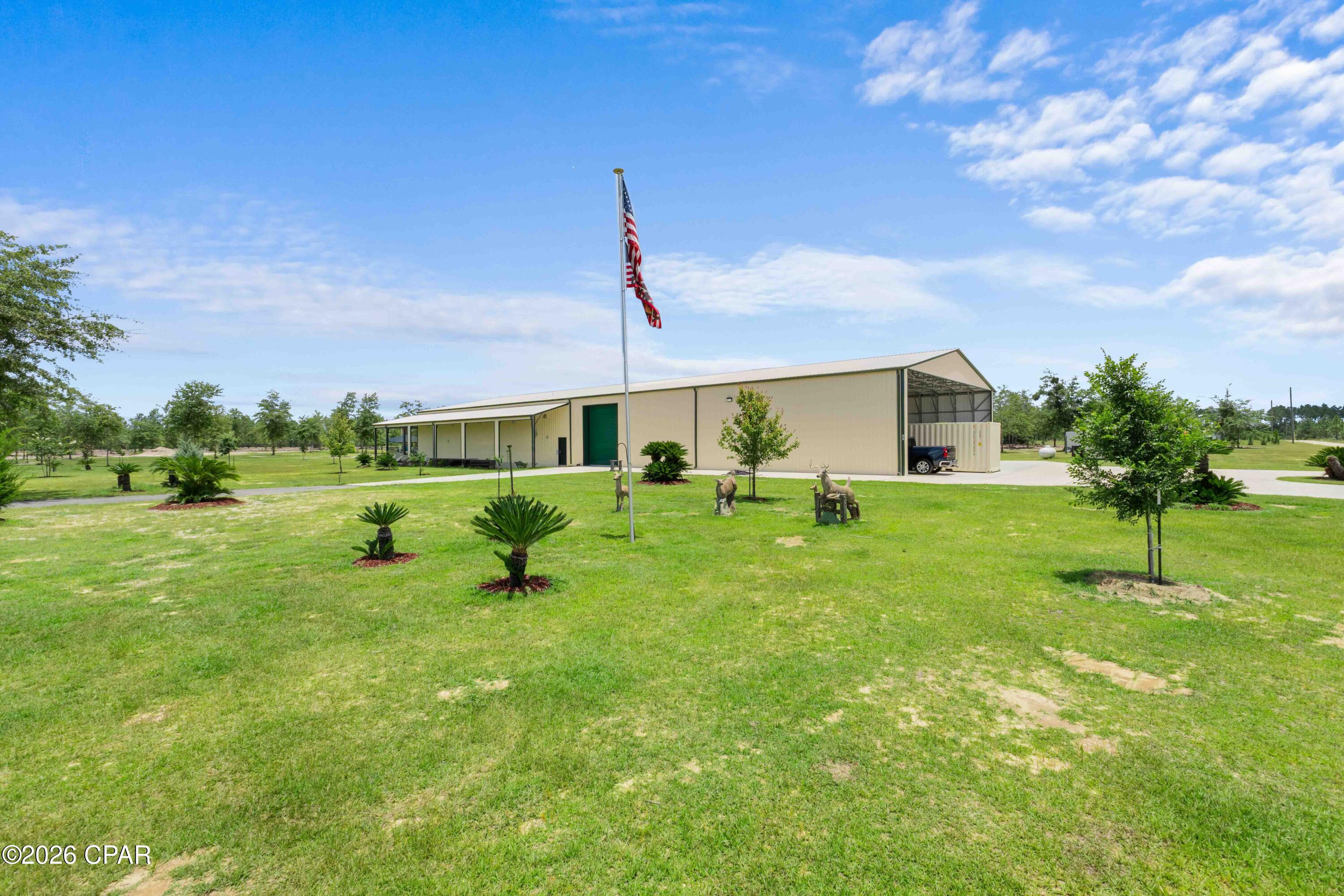 [No Recorded Subdiv] - Commercial Sale