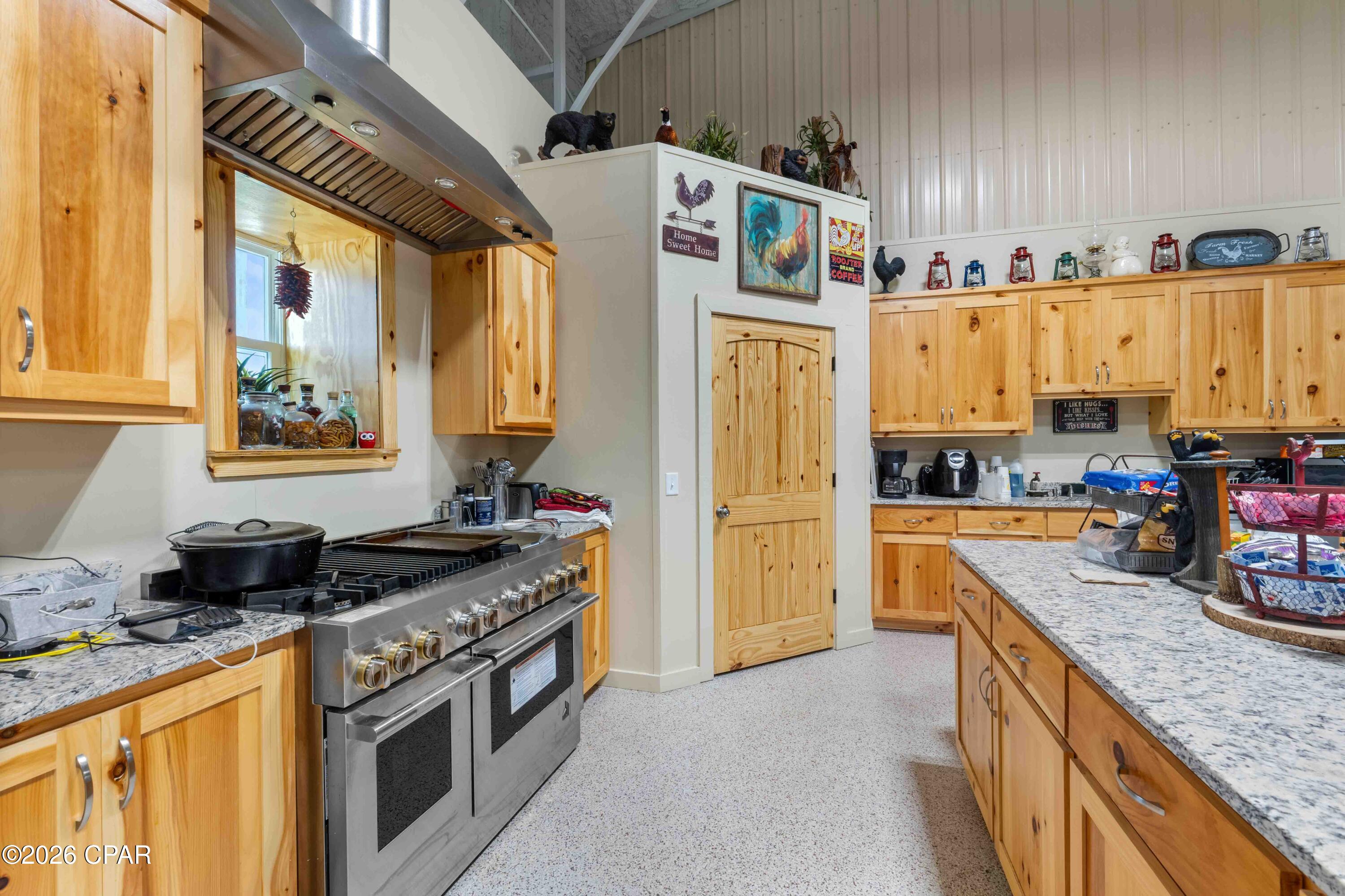 [No Recorded Subdiv] - Commercial Sale