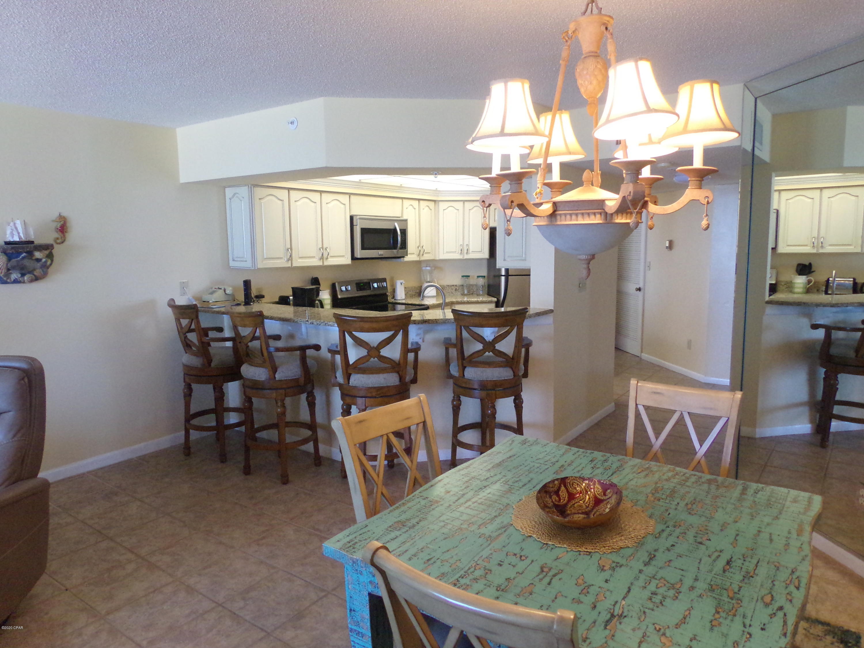 Summerhouse Condo. - Residential