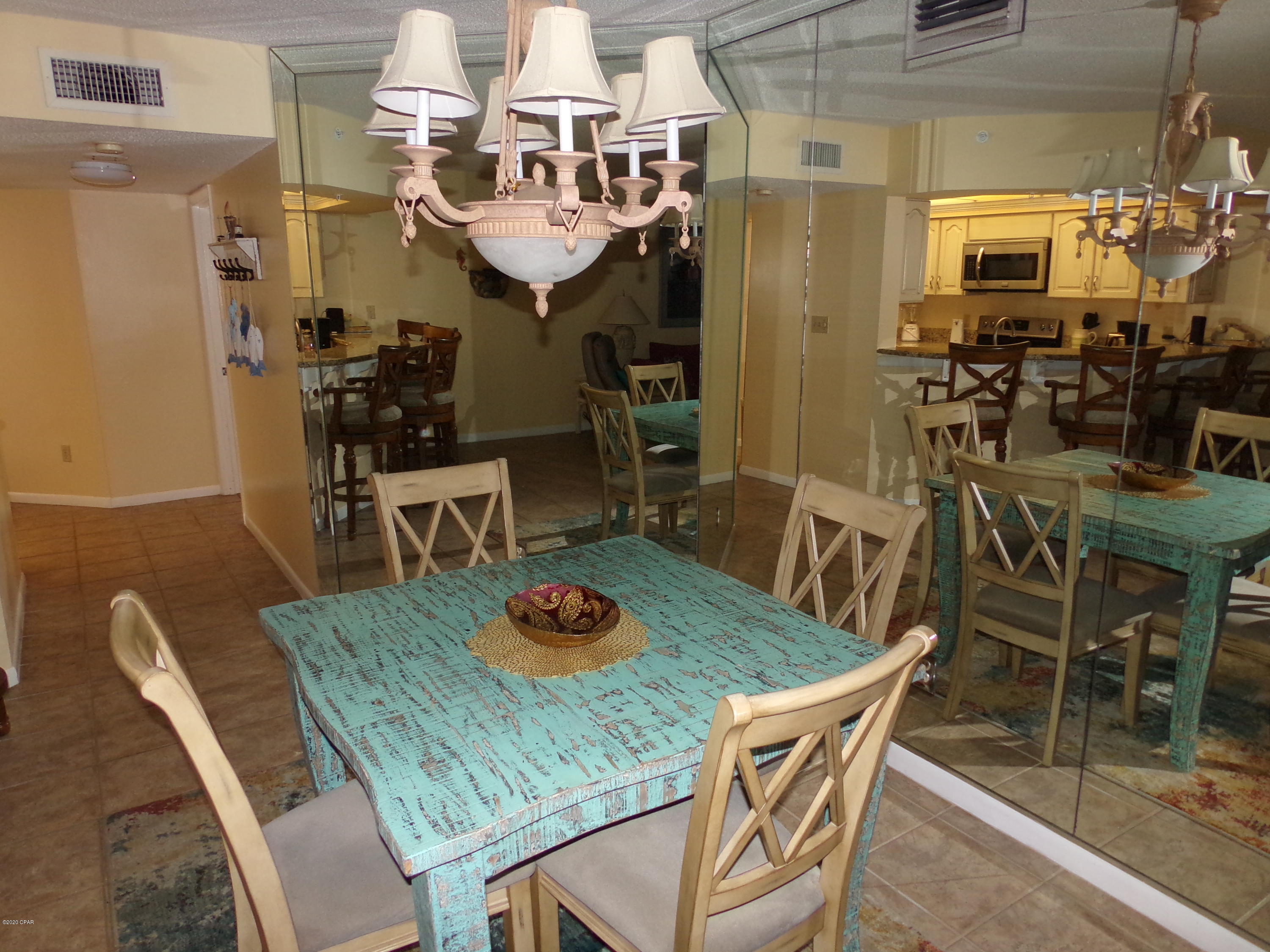 Summerhouse Condo. - Residential