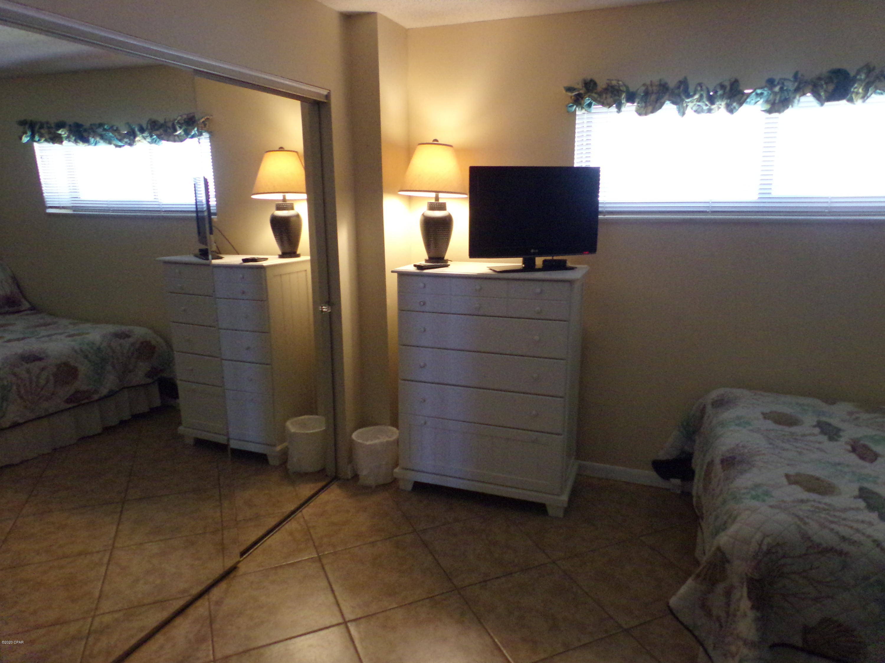 Summerhouse Condo. - Residential