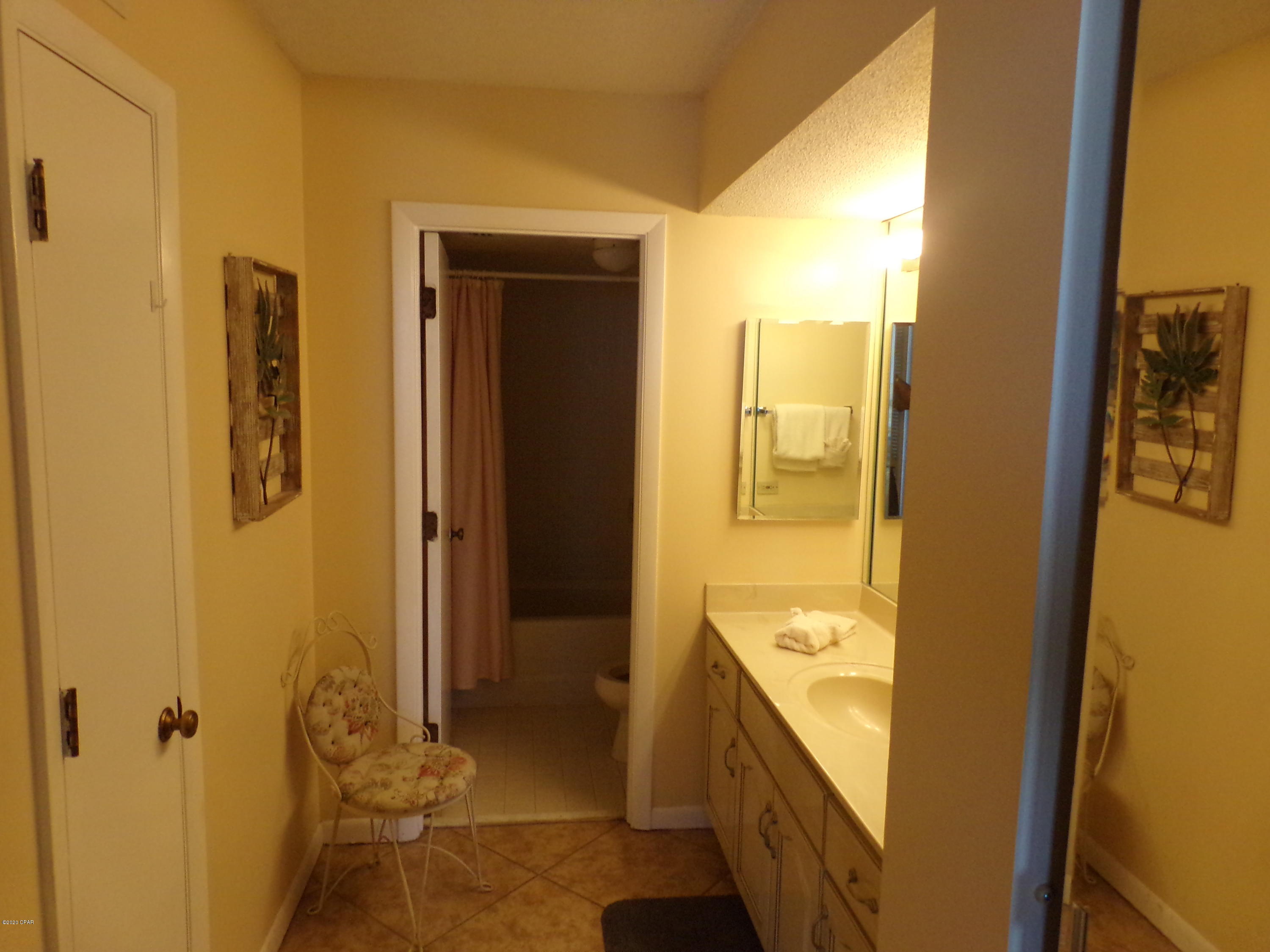 Summerhouse Condo. - Residential