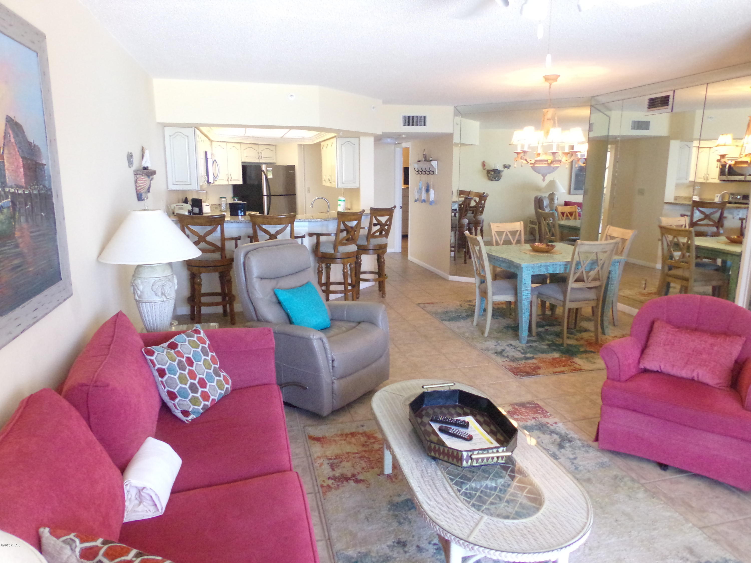 Summerhouse Condo. - Residential