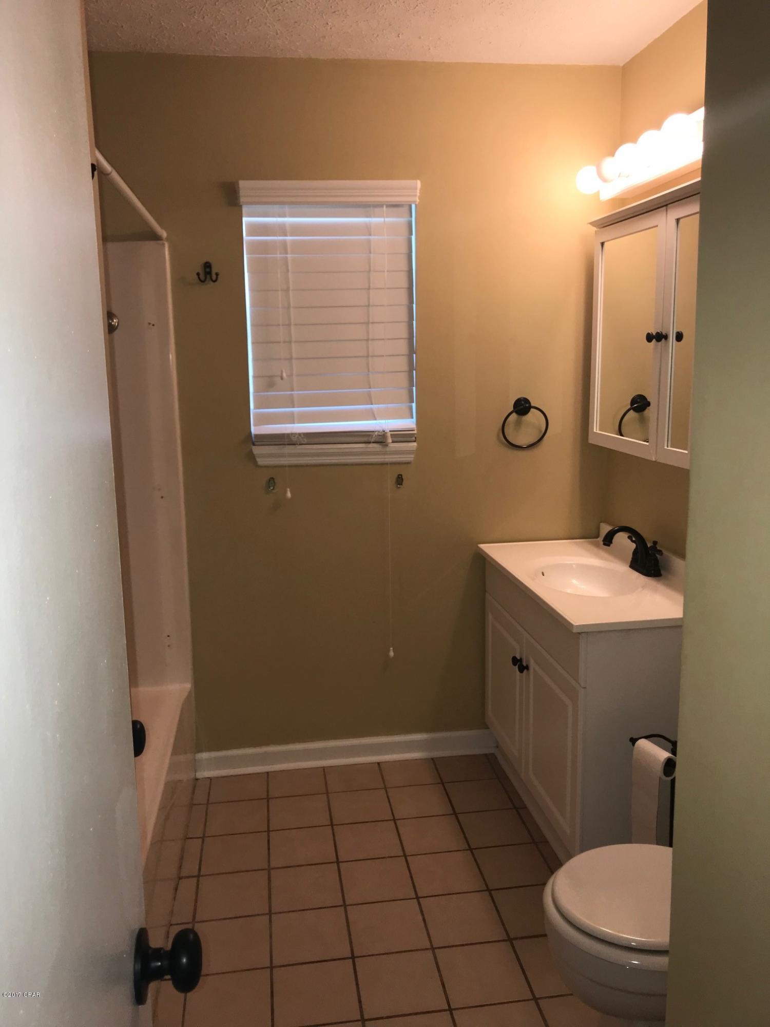 Biltmore Beach - Residential Lease