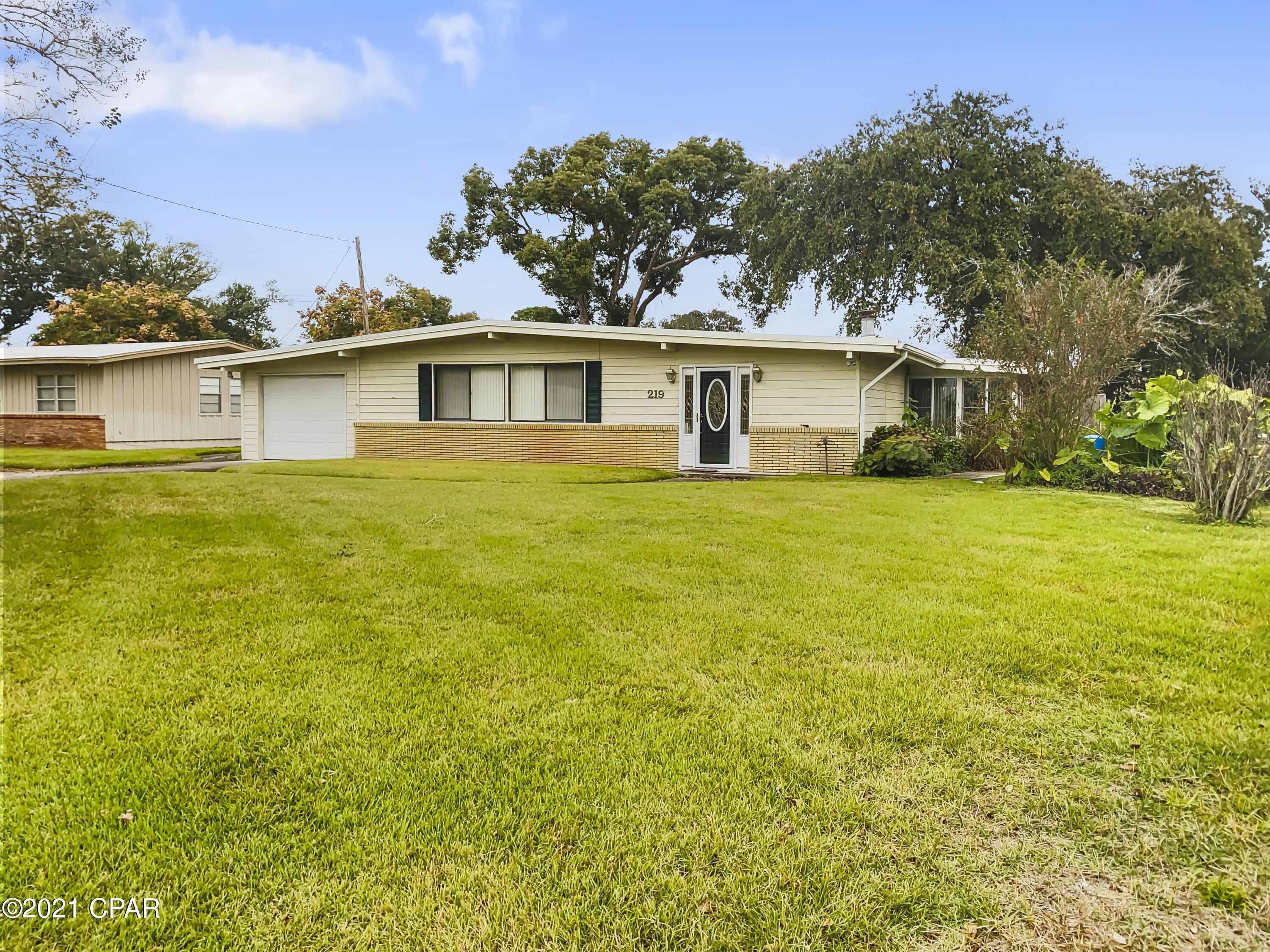 Woodlawn Unit 1 - Residential