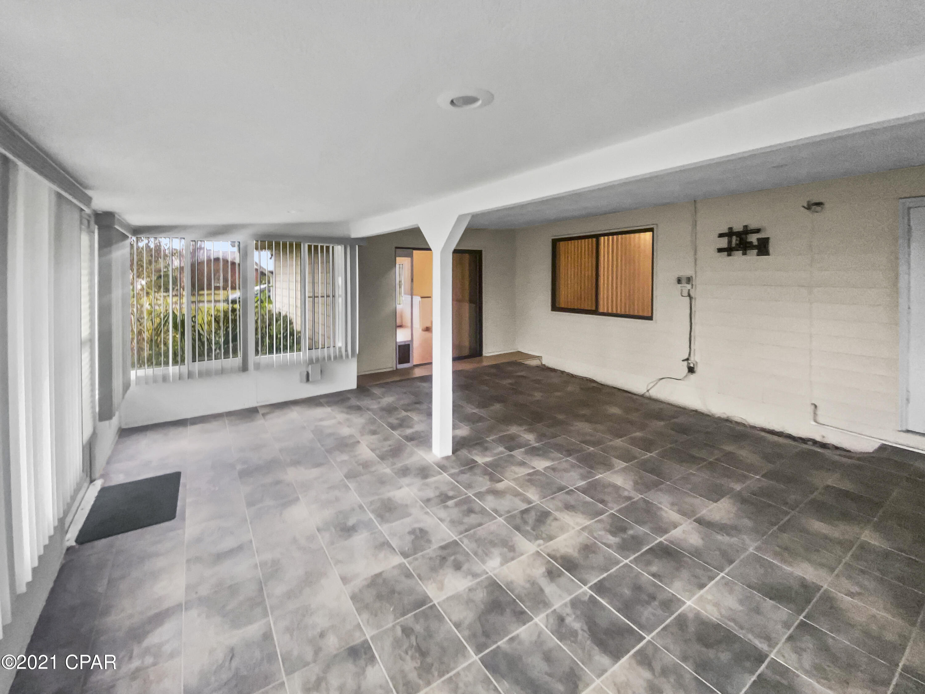 Woodlawn Unit 1 - Residential