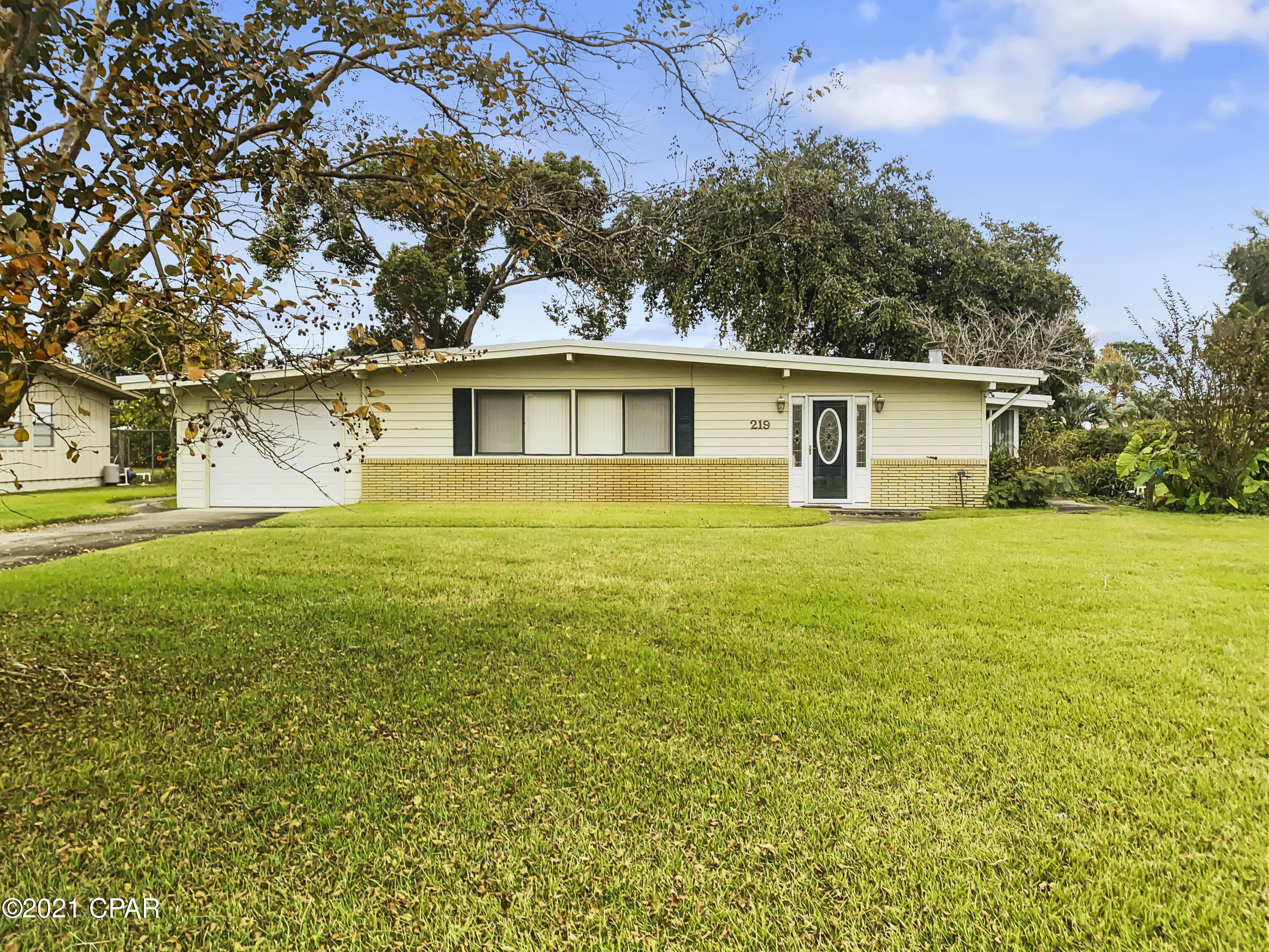 Woodlawn Unit 1 - Residential