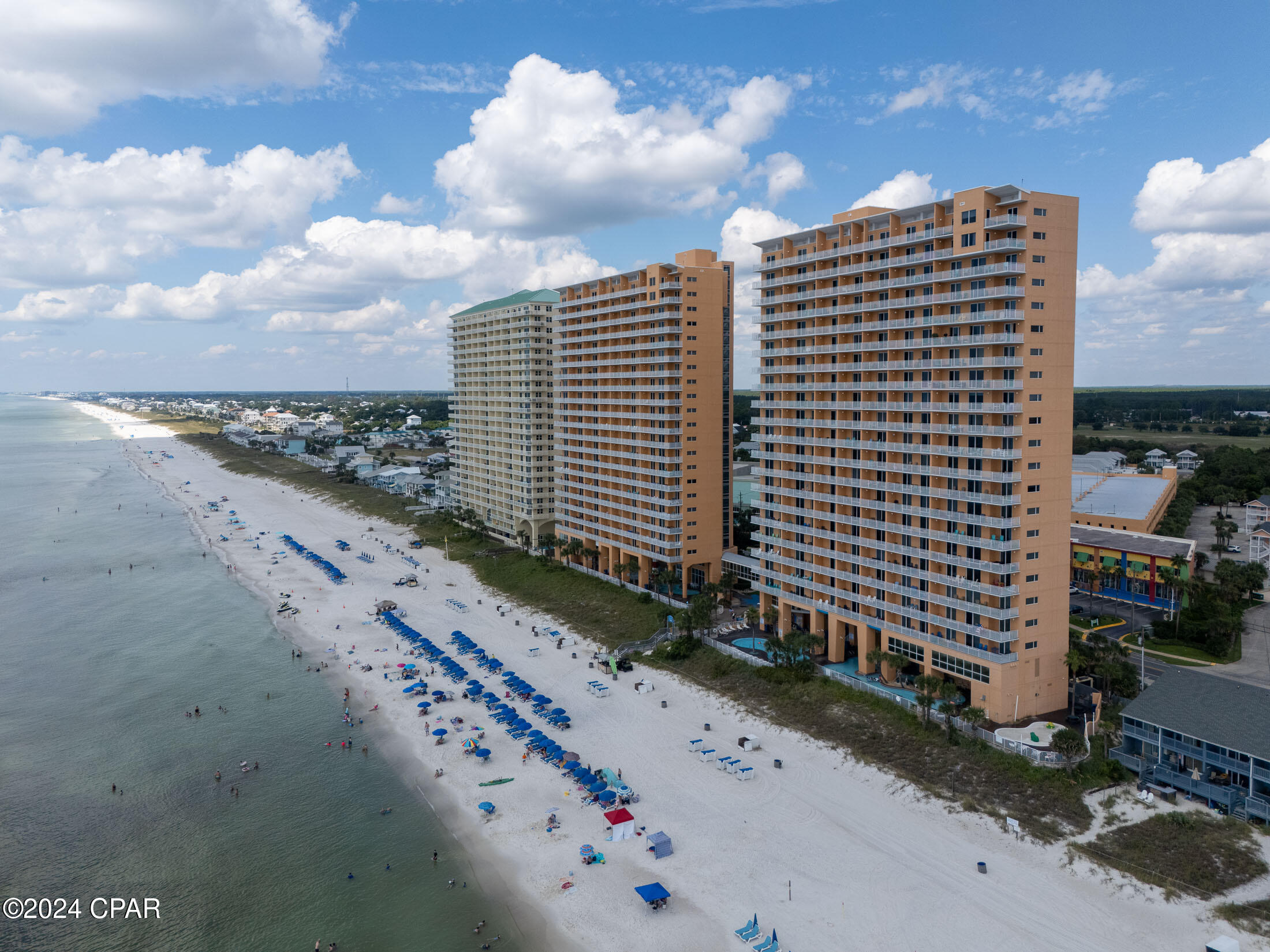 Splash Condo - Residential