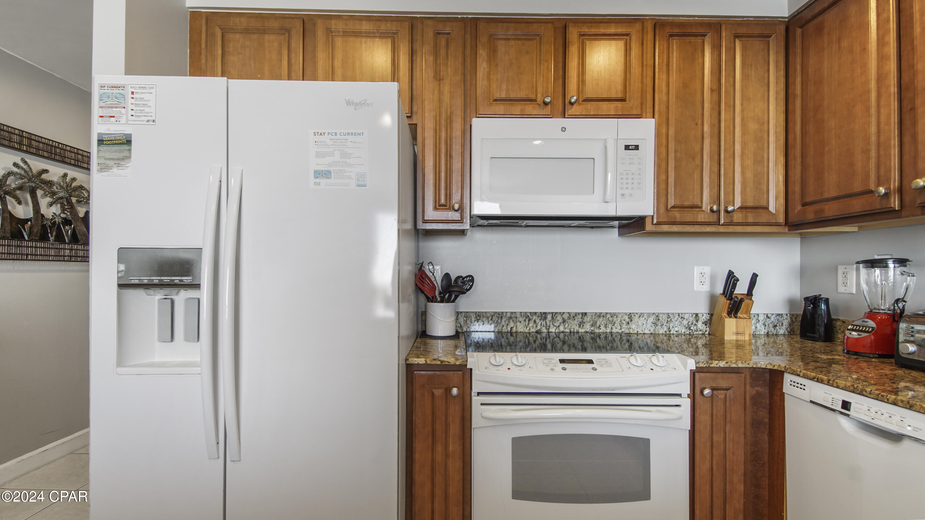 Splash Condo - Residential