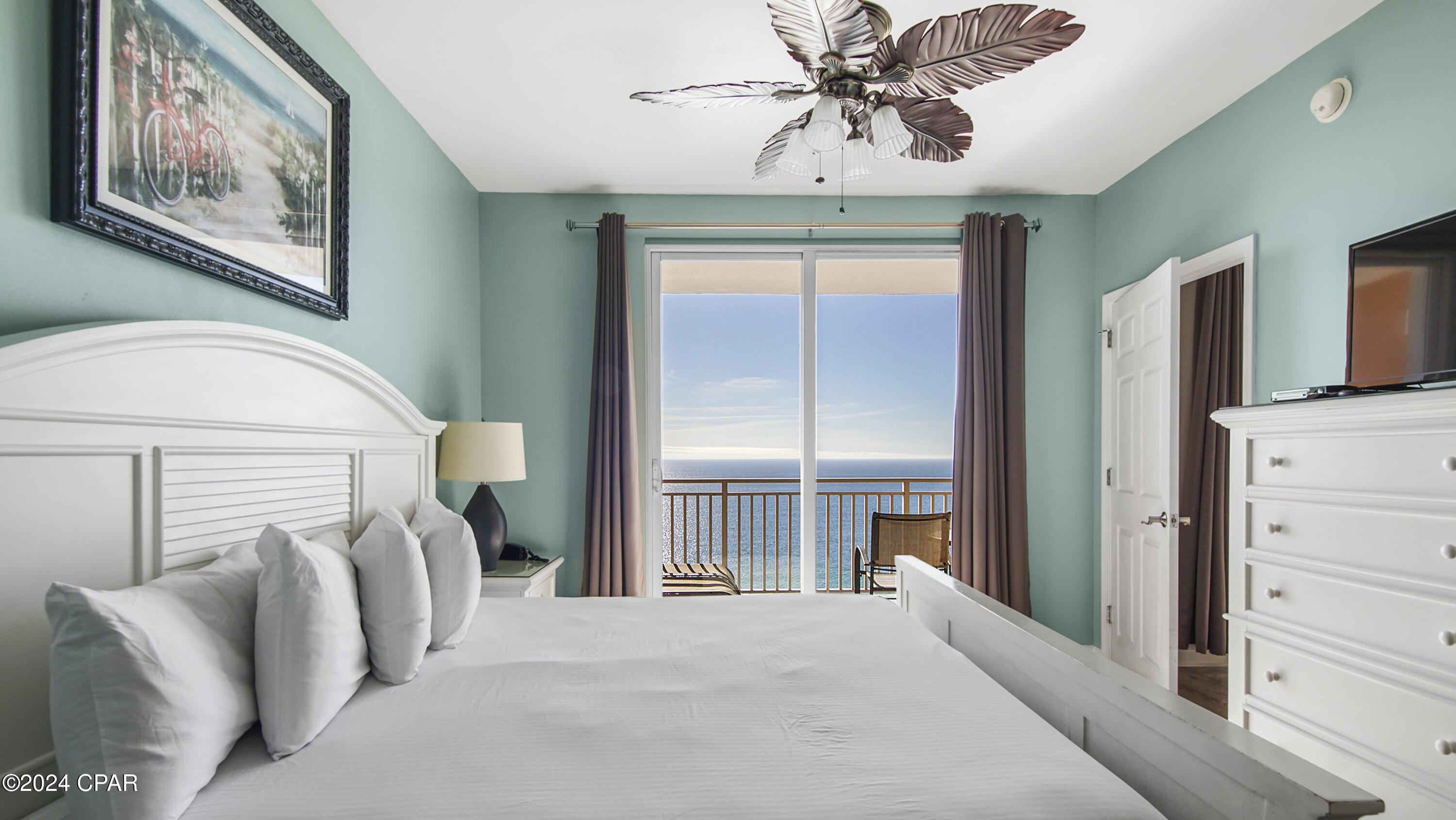 Splash Condo - Residential