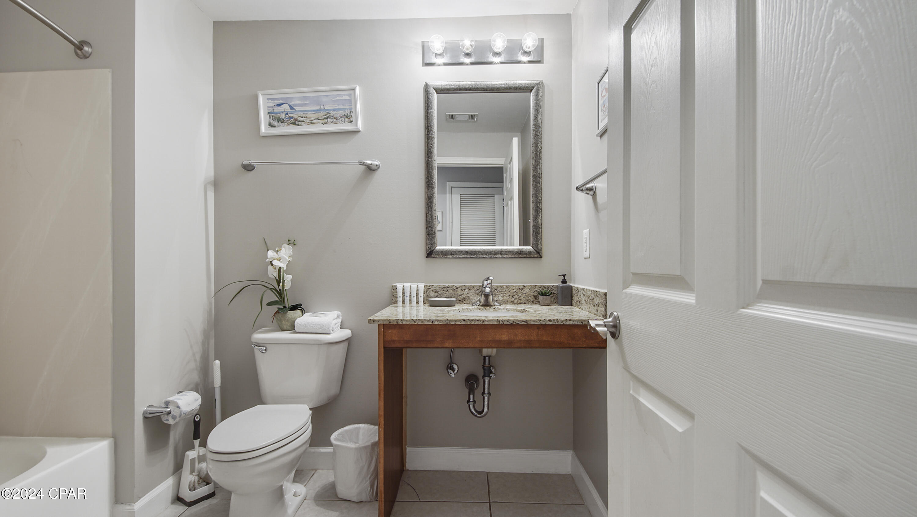 Splash Condo - Residential