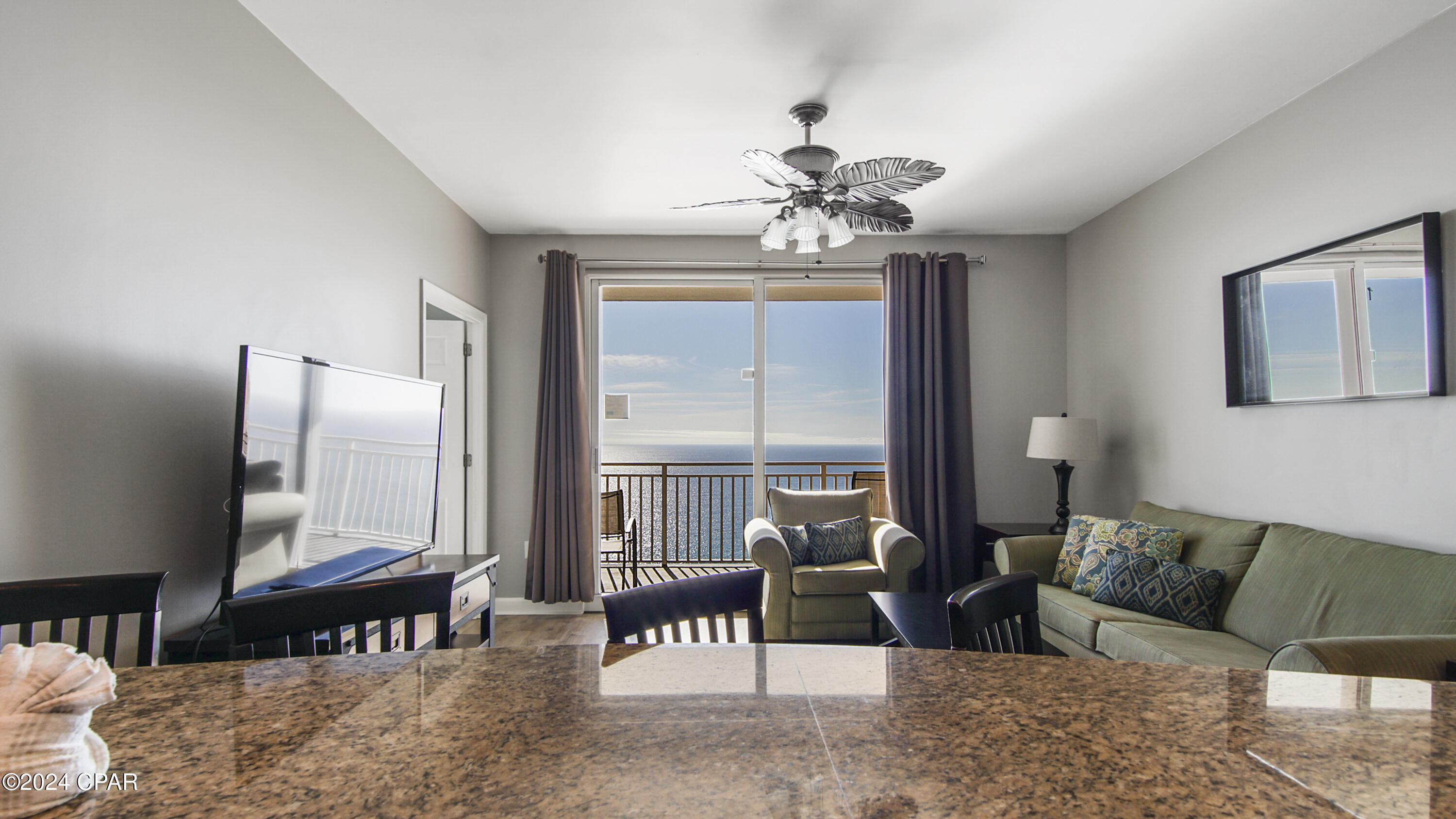 Splash Condo - Residential